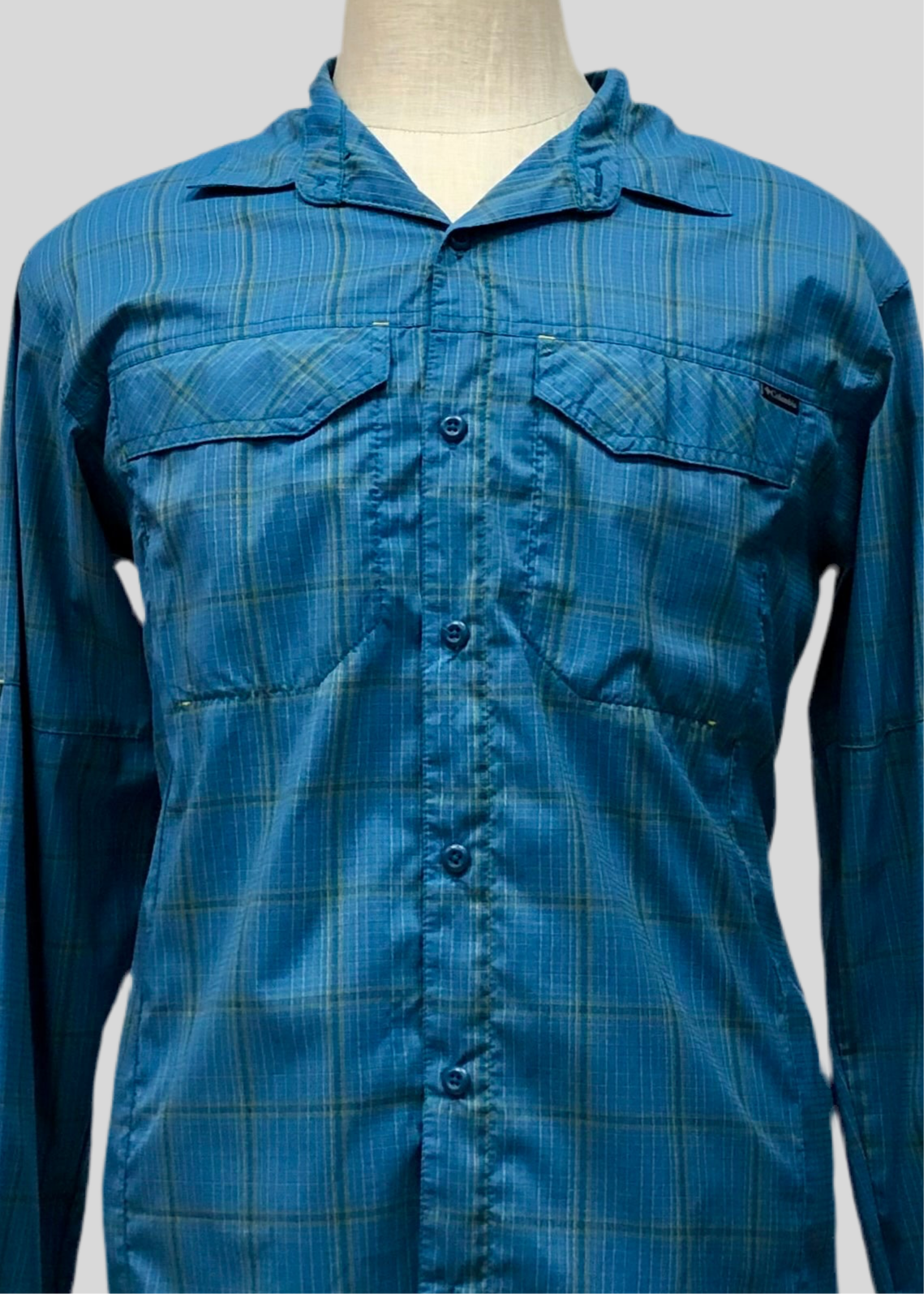 Camisa Columbia 🔹color azul de cuadros en color amarillo con Omni Shade Talla M