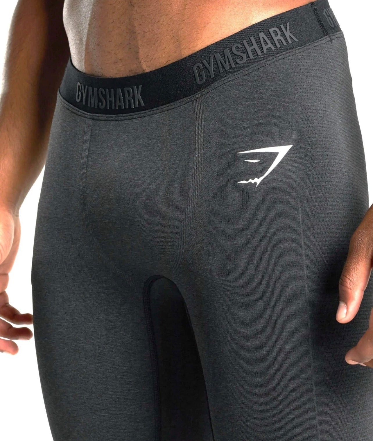 Malla de entrenamiento Gymshark 🏋🏽 para hombre en Color negro y logo en blanco Talla L