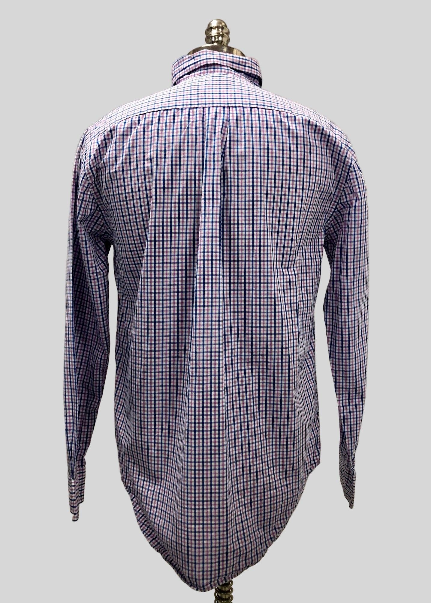 Camisa de botones Vineyard Vines 🐳 de cuadros en color rosado, azul navy y blanco Talla M Entalle Slim Fit