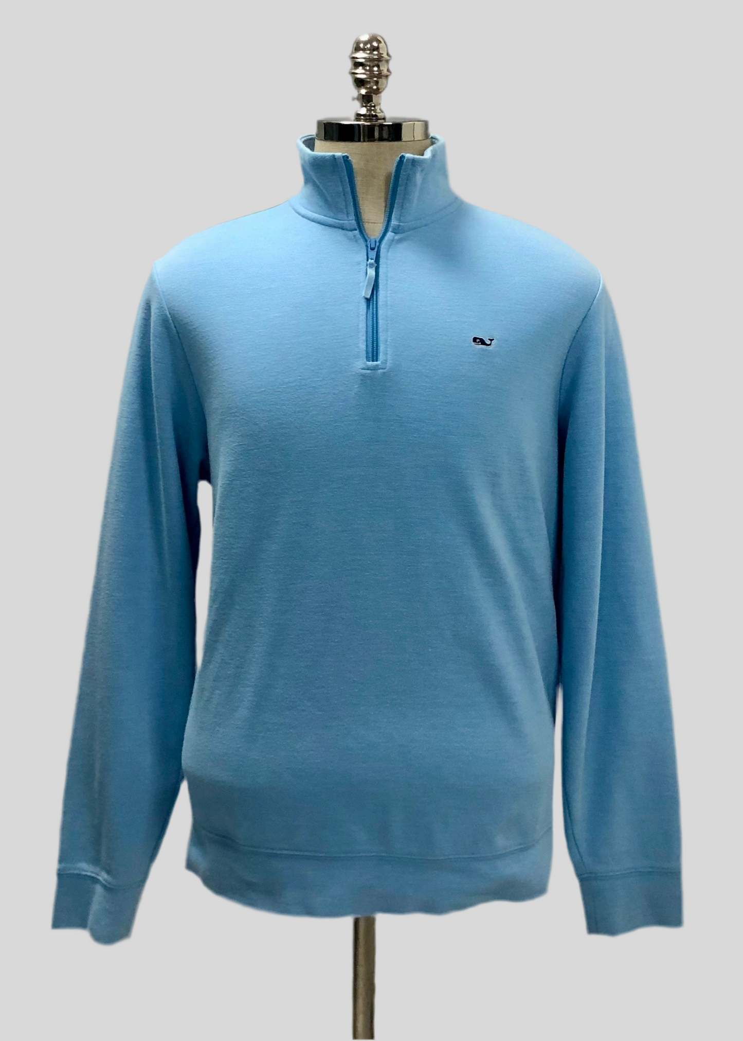Sueter Jersey Vineyard Vines 🐳 color celeste claro con logo tradicional Tela algodón Pima Talla M