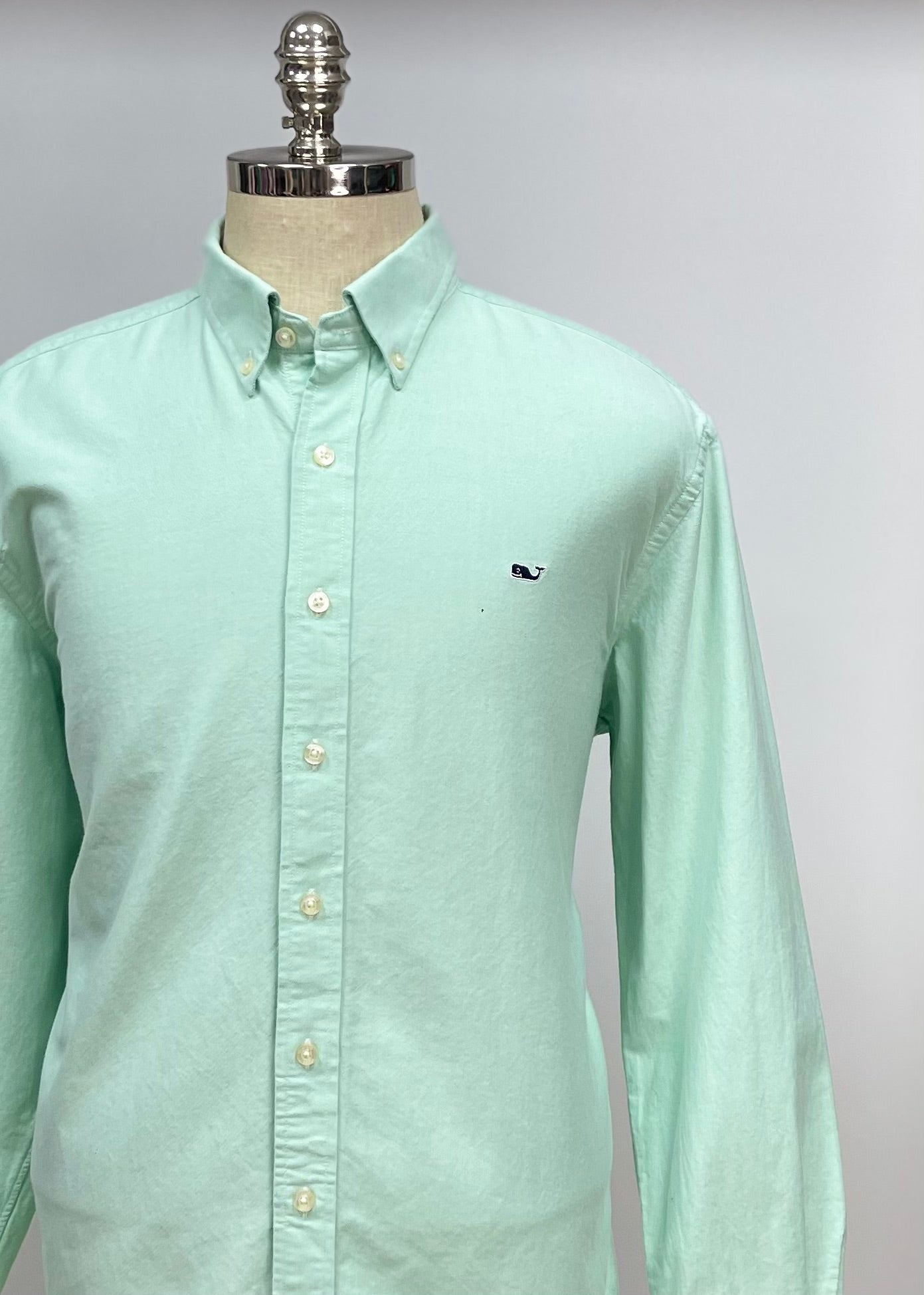 Camisa de botones Vineyard Vines 🐳 Oxford Color Verde claro Talla XL Entalle Slim Fit