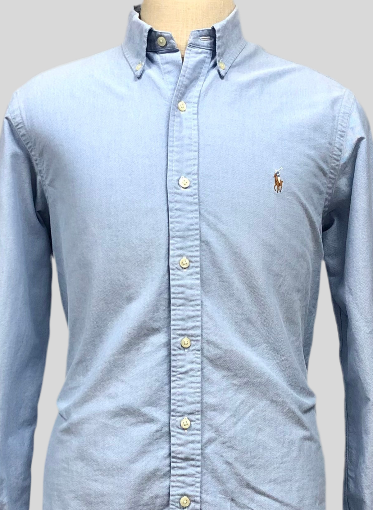 Camisa de botones Polo Ralph Lauren 🏇🏼 Oxford en color celeste Talla L Entalle Clásico