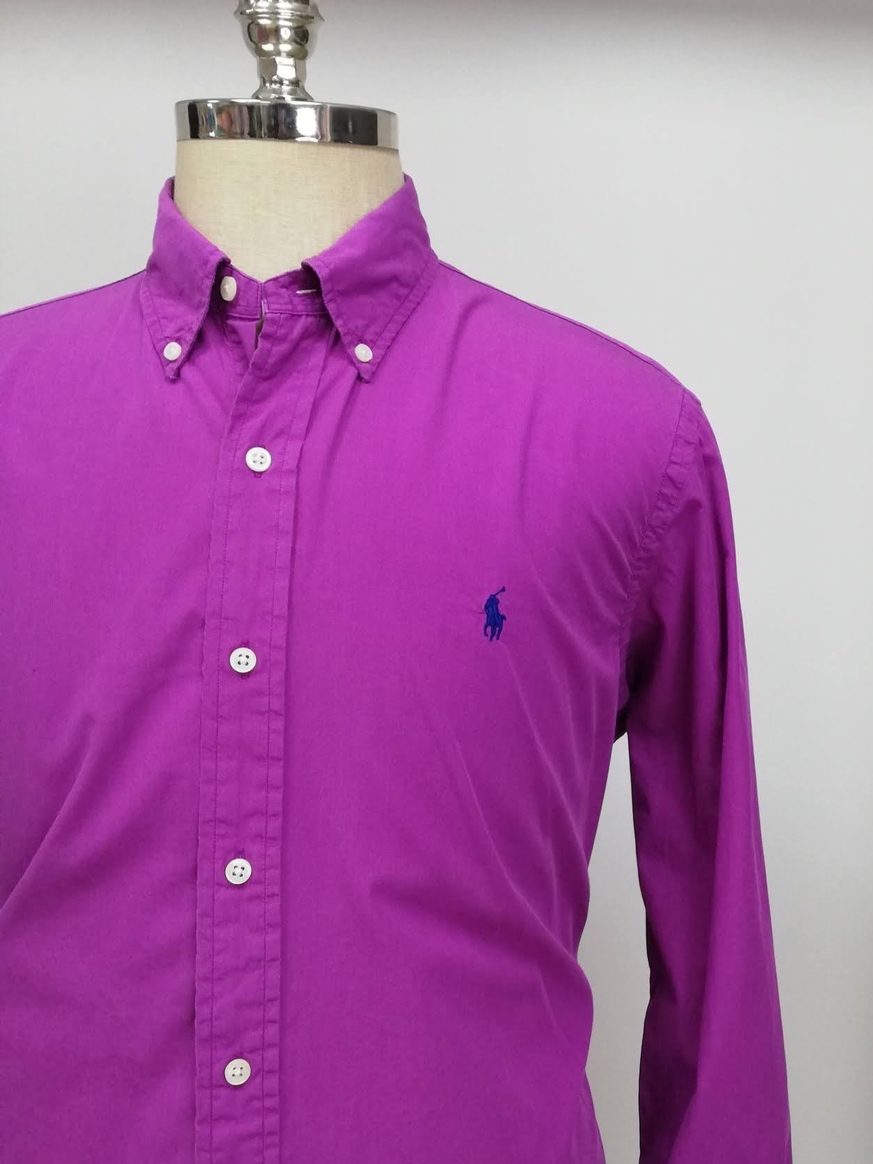 Camisa de botones Polo Ralph Lauren 🏇🏼 color morado intenso Talla L Entalle Regular