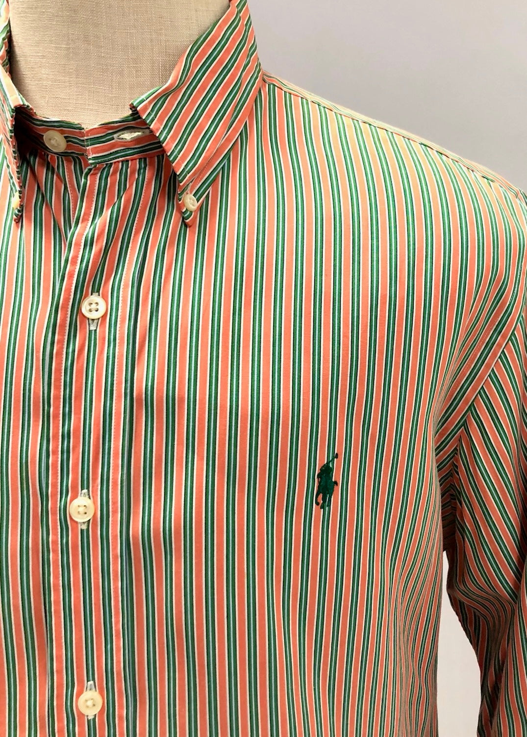 Camisa de botones Polo Ralph Lauren 🏇🏼 con patron de rayas en color naranja, verde y blanco Talla XL Entalle Custom Fit