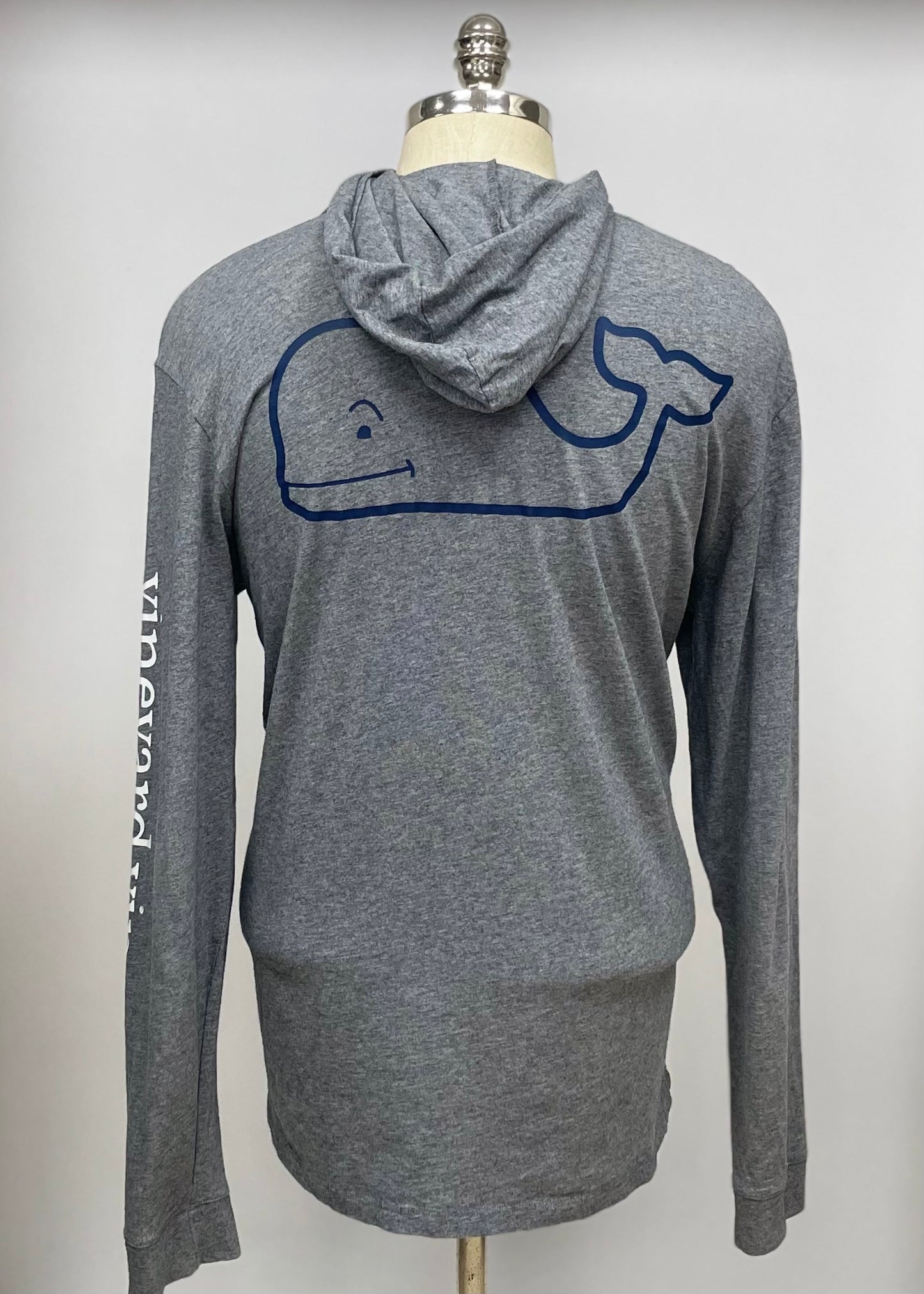 Camiseta con capucha Vineyard Vines 🐳 color gris oscuro con Diseño de Ballena en bolsillo Talla Large