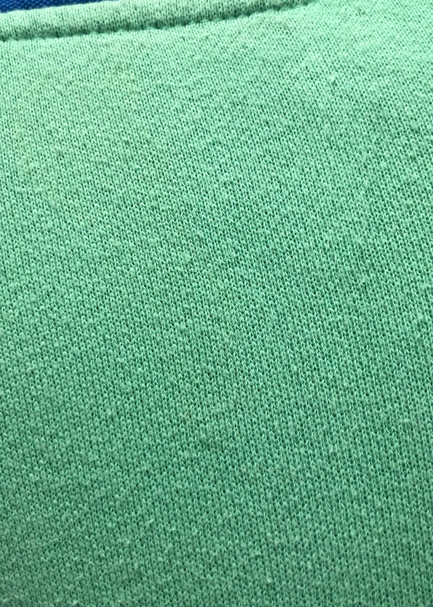 Sueter Pullover Vineyard Vines 🐳 color celeste con logo rosado Tela algodón Talla M (ver descripción)