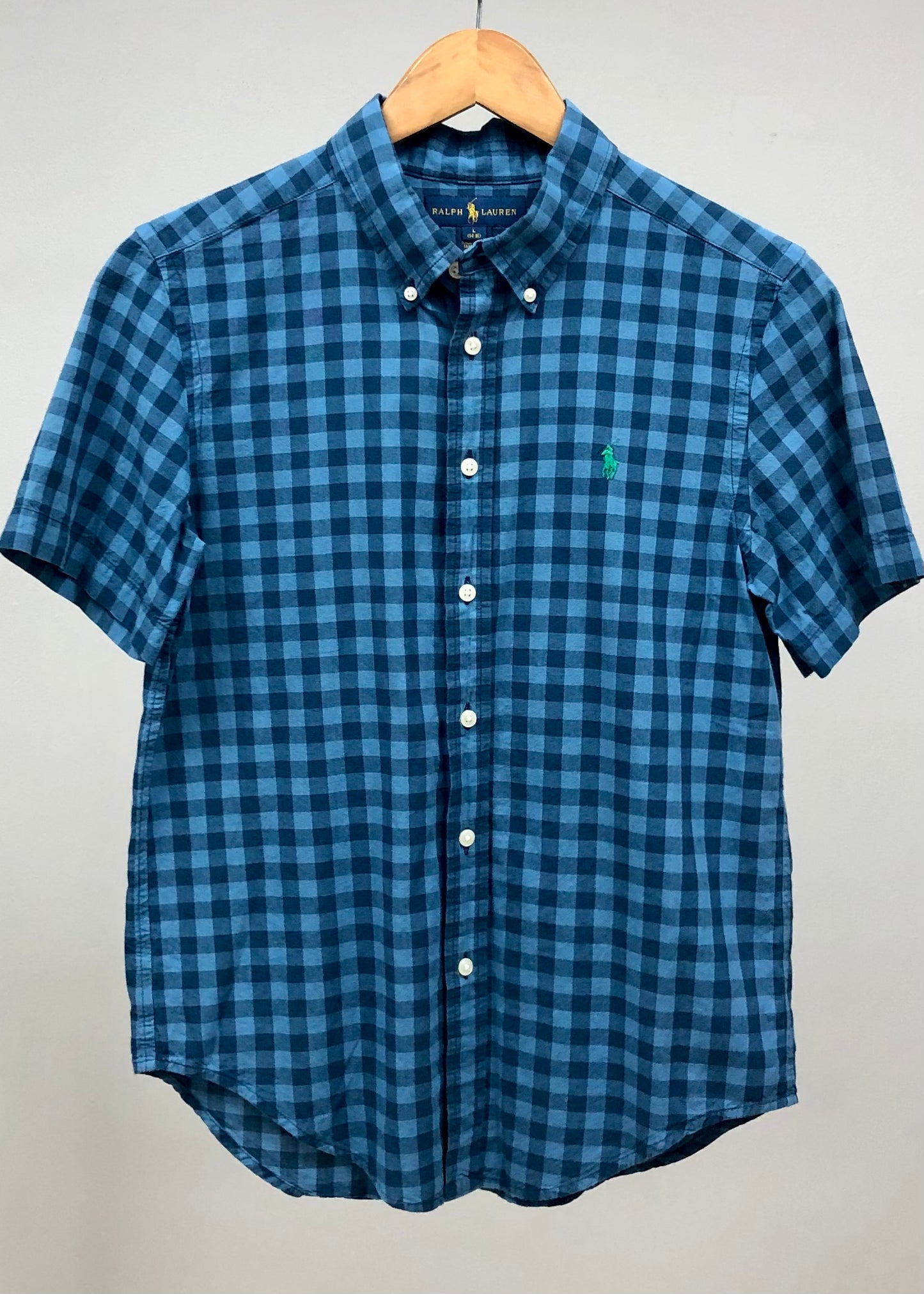 Camisa Polo Ralph Lauren 🏇🏼 con patron de cuadros gingham en azul y celeste Talla L (14-16) de niño Entalle Regular