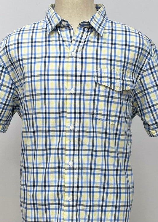 Camisa Columbia 🔹 Color blanco con patrón de cuadros en amarillo, azul y negro Manga corta Talla XL