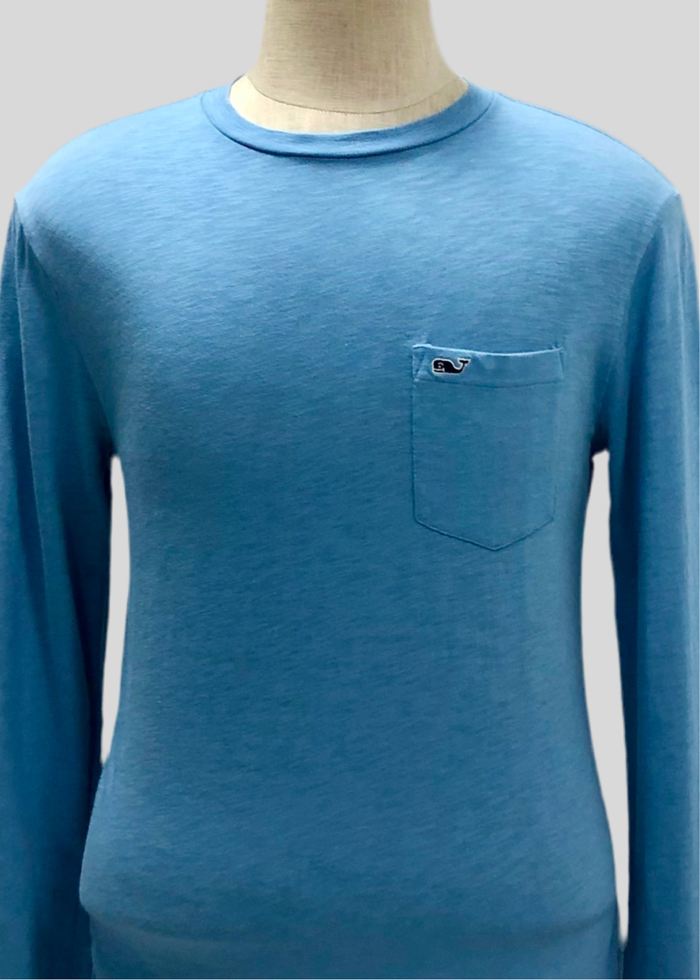 Camiseta cuello redondo Vineyard Vines 🐳 color celeste manga larga Talla S