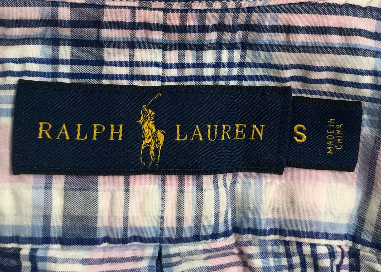 Camisa de botones Polo Ralph Lauren 🏇🏼 Seersucker de cuadros en rosado, azul y blanco Talla S Entalle Regular