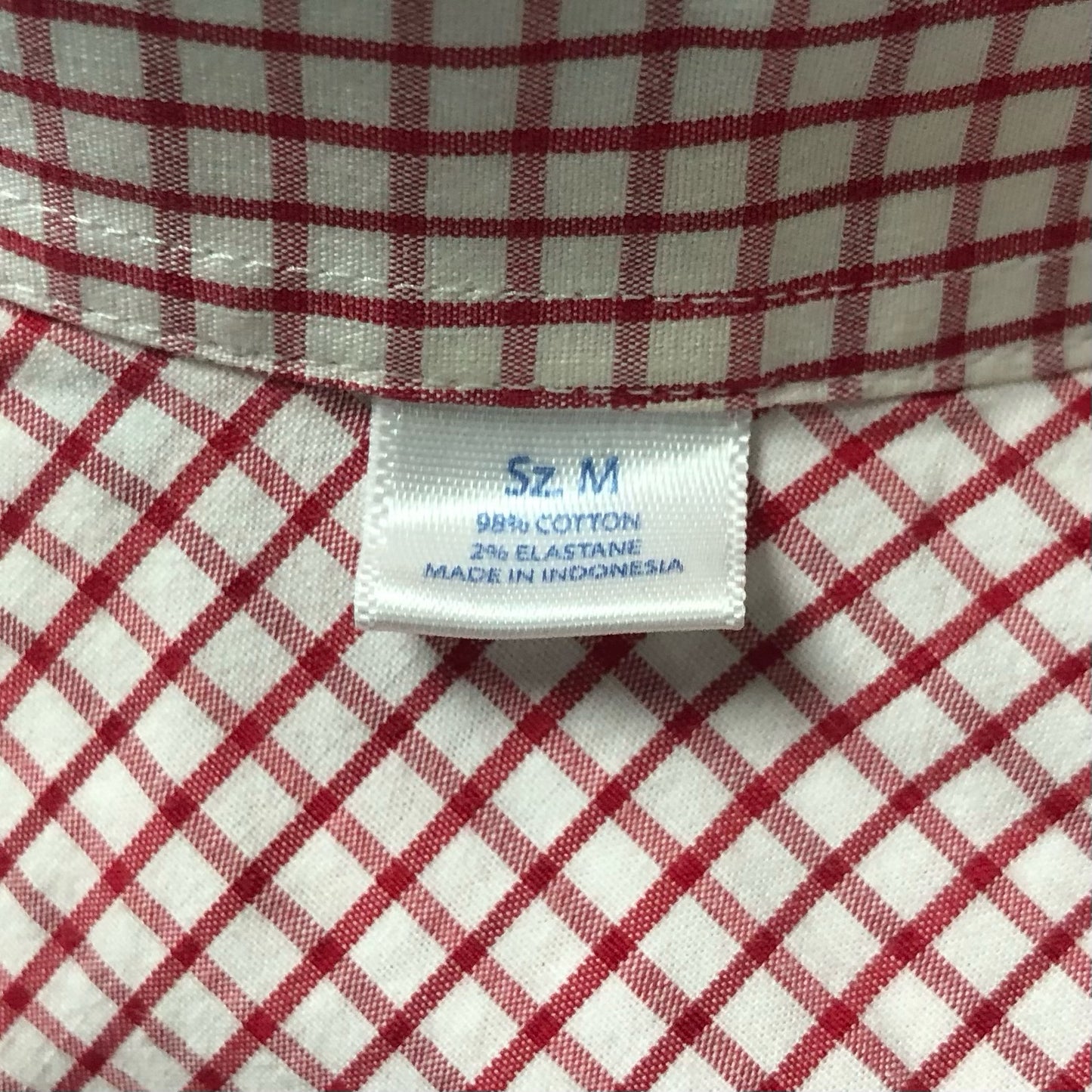 Camisa de botones Southern Tide  🐟 Con patron de cuadros en color rojo y blanco Talla M Entalle Regular