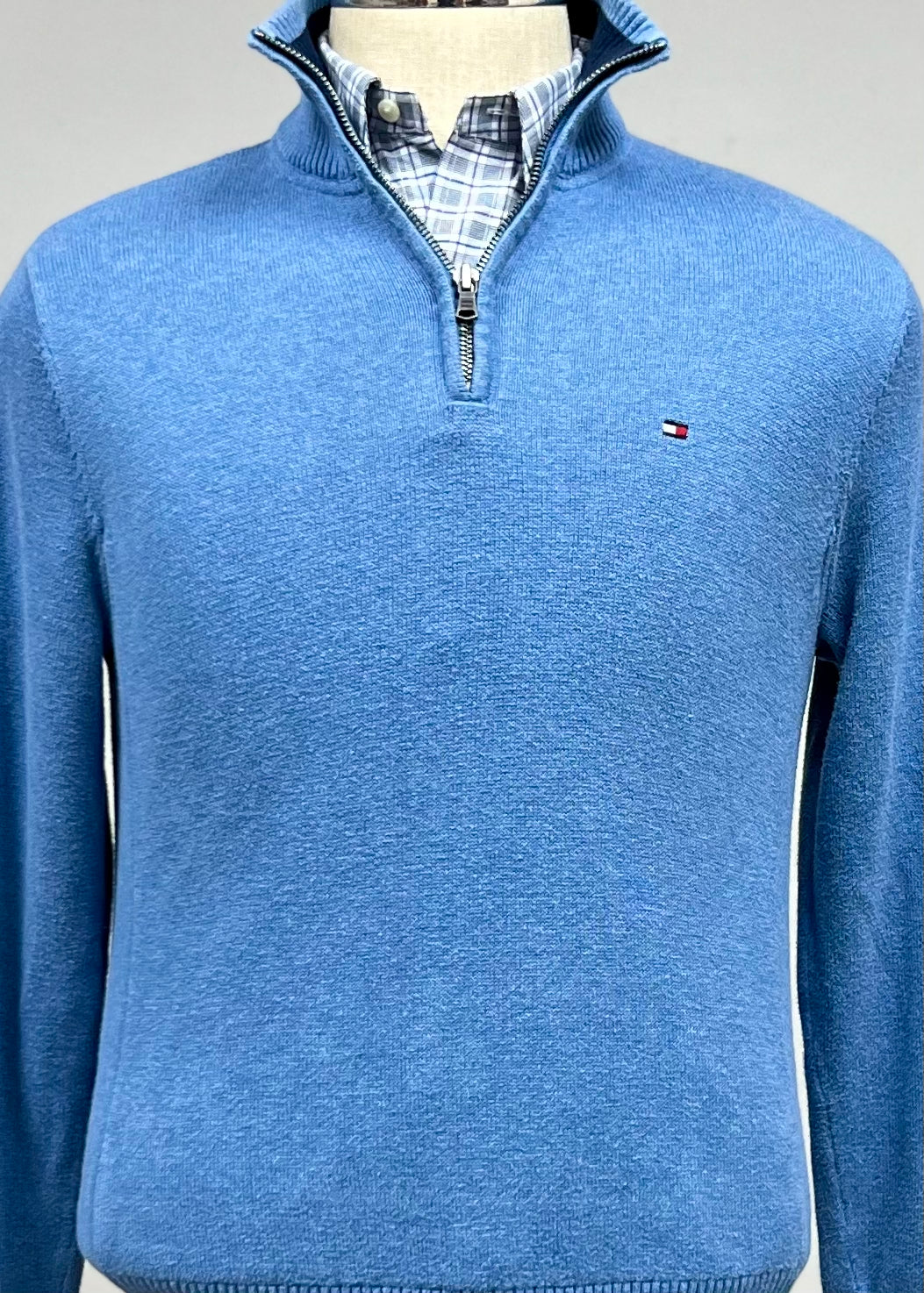 Sueter Jersey color azul Tommy Hilfiger 🇺🇸 Talla S Tela algodón