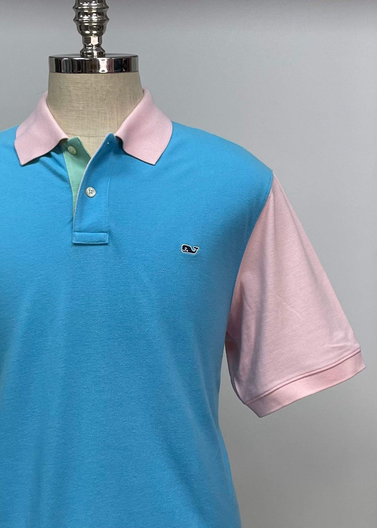 Camiseta Polo Vineyard Vines 🐳 con diseño de franjas multicolor Talla L Entalle Regular