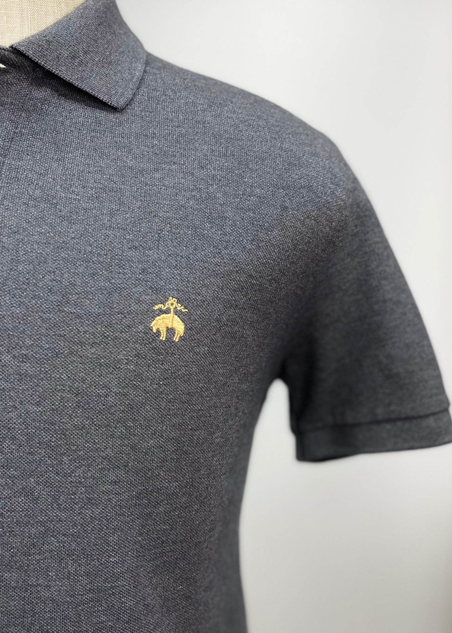 Camiseta Polo Brooks Brothers 🐑 color gris oscuro Talla L Slim Fit