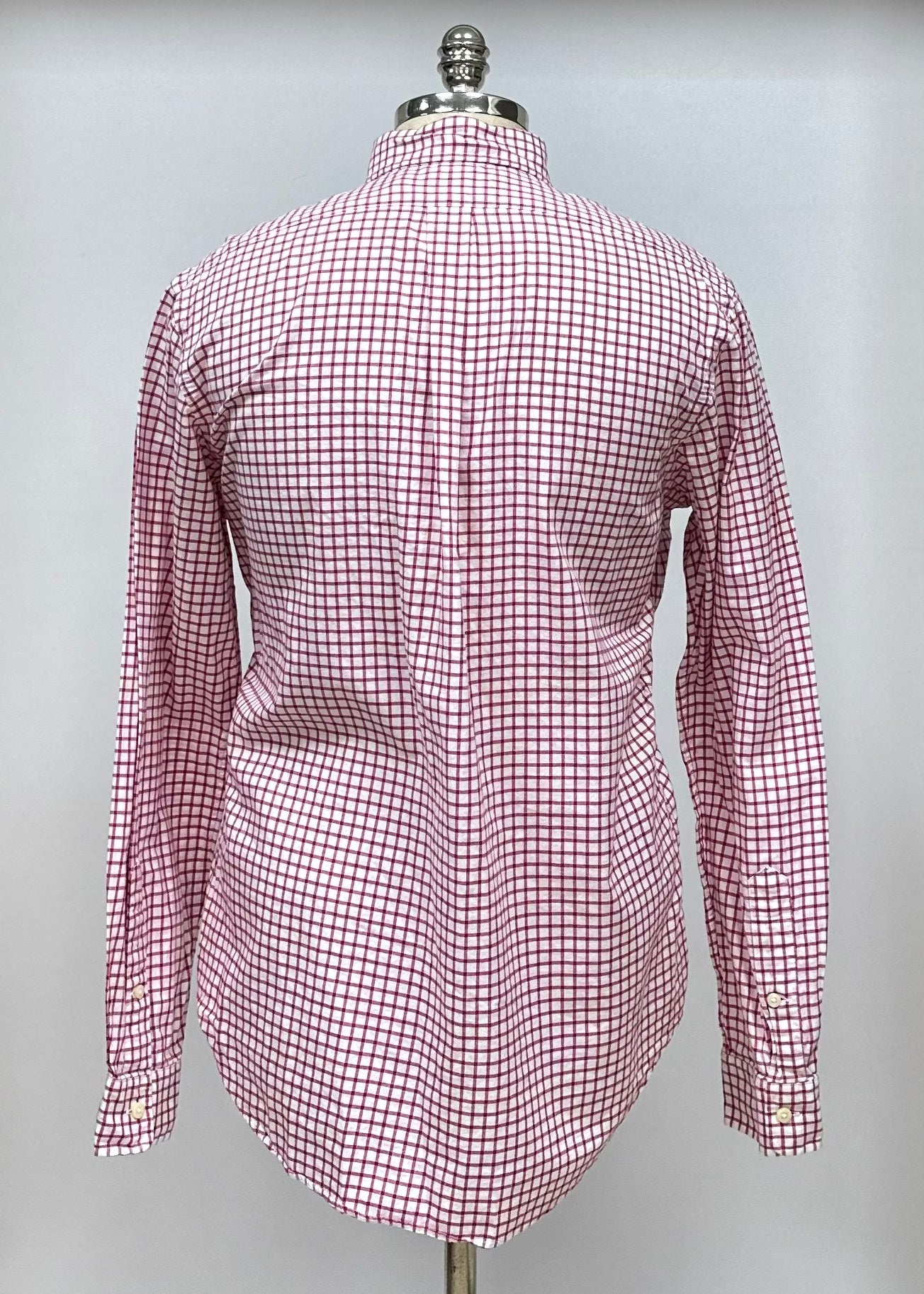Camisa Polo Ralph Lauren 🏇🏼 color blanco con patron de cuadros rojo oscuro Talla M Entalle Regular