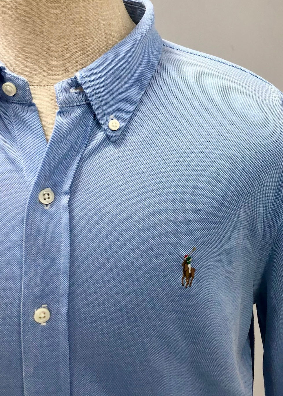 Camisa Polo Ralph Lauren 🏇🏼 Tela camiseta (Knit Oxford) color celeste Talla XL Entalle Regular (ver descripción)