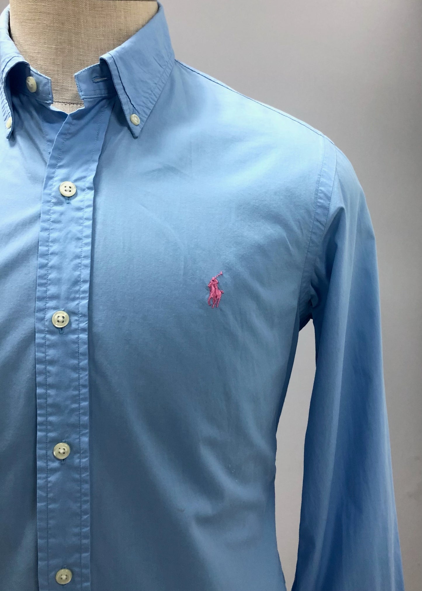 Camisa de botones Polo Ralph Lauren 🏇🏼 color celeste Talla S Entalle Regular (ver descripción)