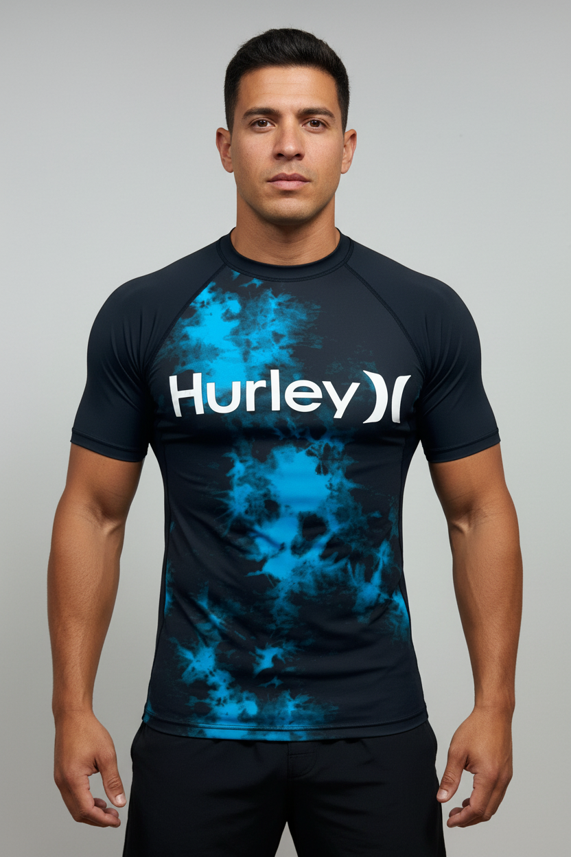 Camiseta de baño Hurley 🏄🏽‍♂️  color negro con diseño degradado en azul intenso y logo en blanco Talla S
