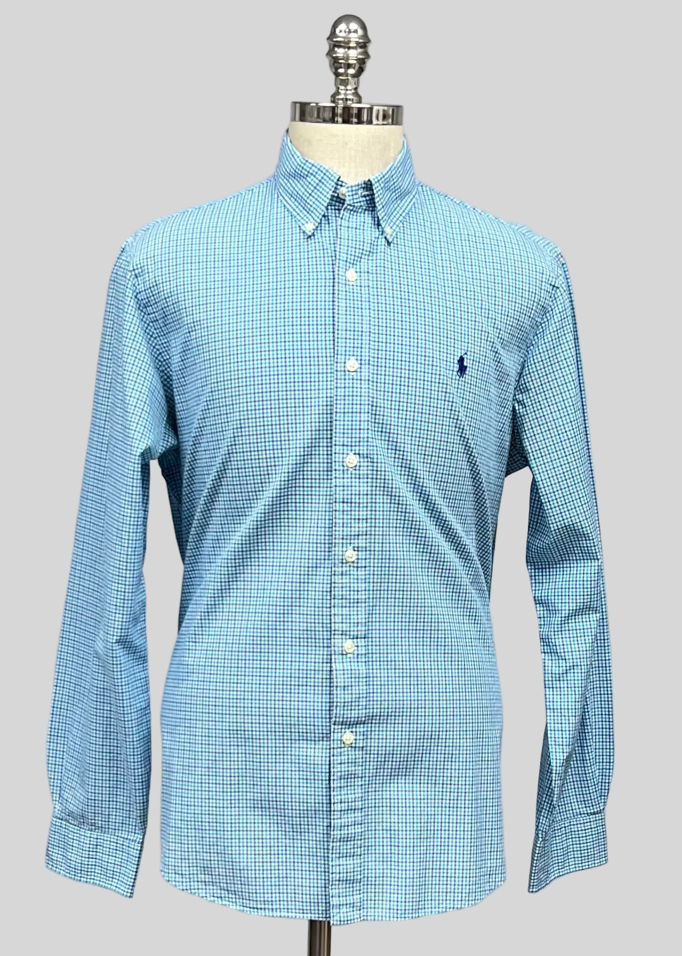 Camisa Polo Ralph Lauren 🏇🏼 color blanco con patron de cuadros turquesa y azul Talla L Entalle Regular