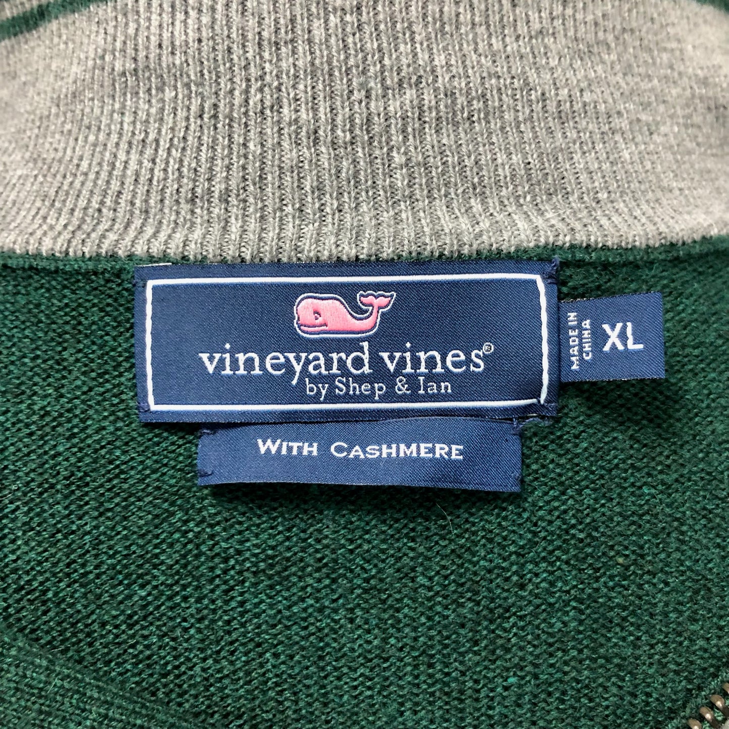 Sueter Jersey Vineyard Vines 🐳 color verde oscuro con logo azul navy Tela algodón Pima Talla XL