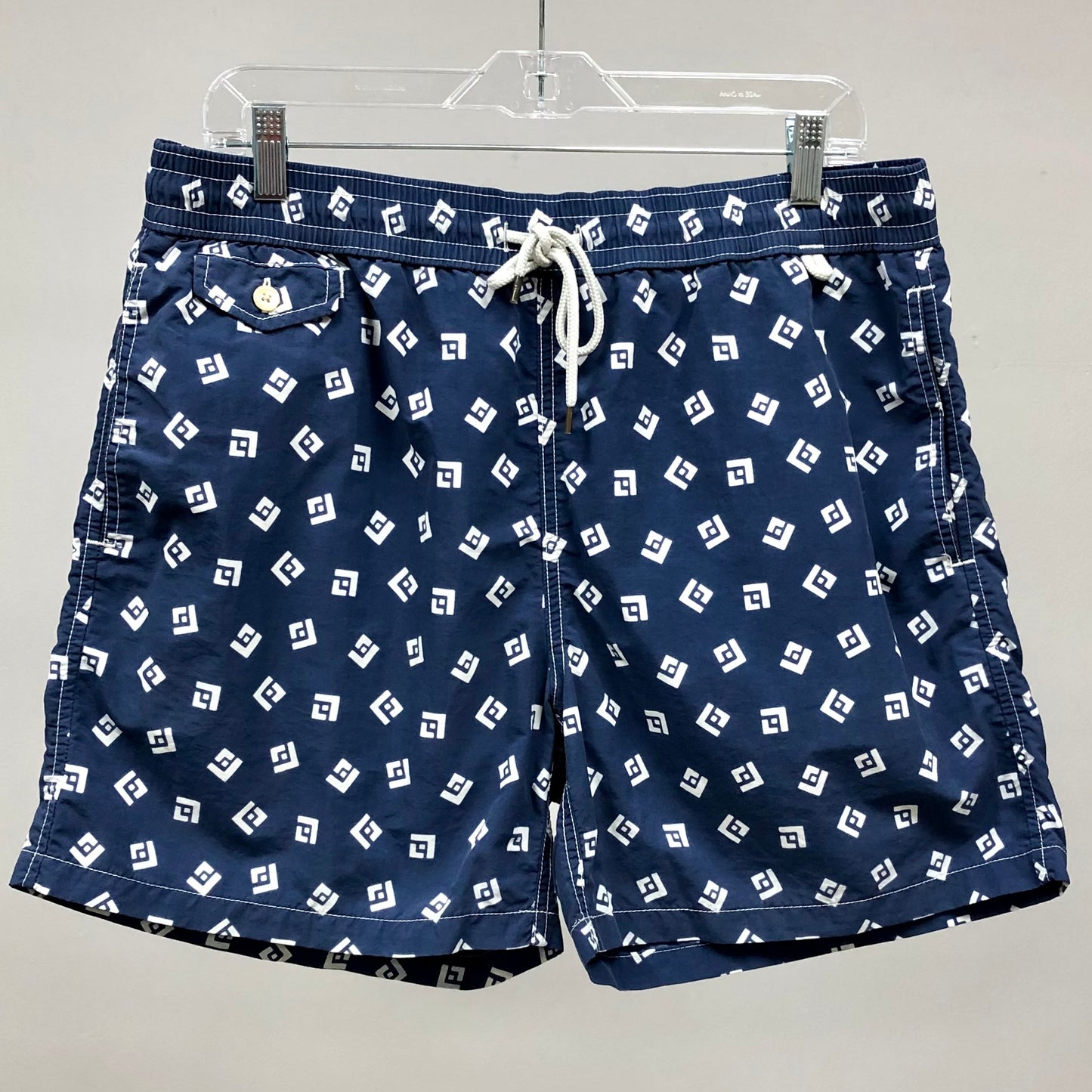 Short de baño Polo Ralph Lauren 🏇🏼color azul navy con diseño de cuadros en blanco talla L