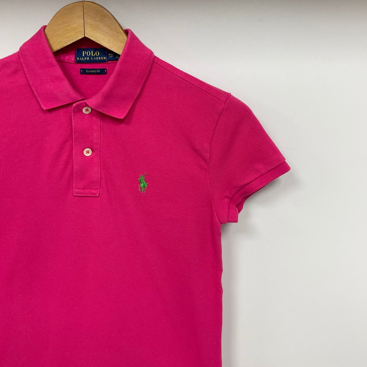 Camiseta de mujer Polo Ralph Lauren 🏇🏼 color rosado intenso Talla XS Entalle Clásico