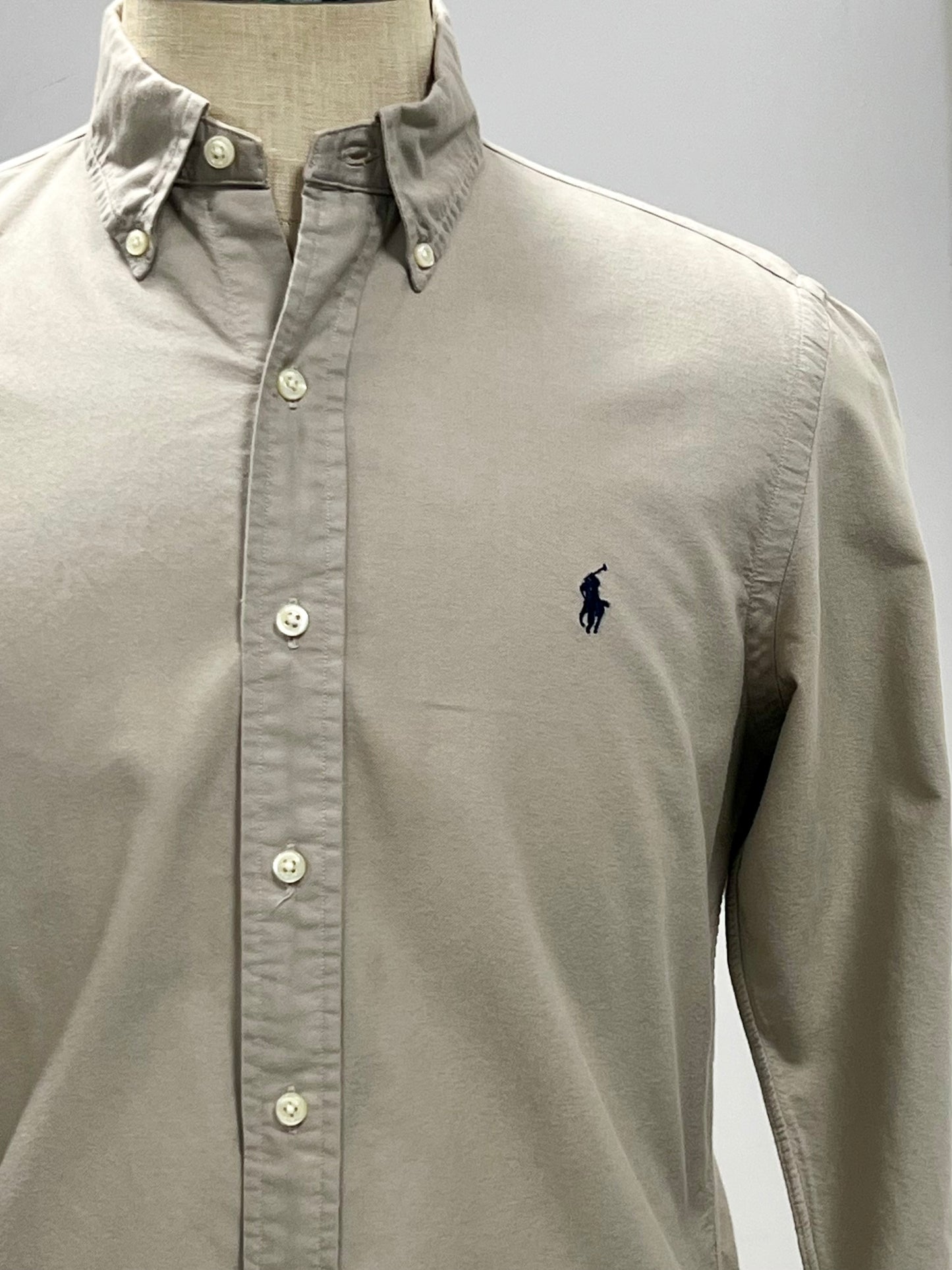 Camisa de botones Polo Ralph Lauren 🏇🏼 Oxford en color gris Talla S Entalle Regular (ver descripción)