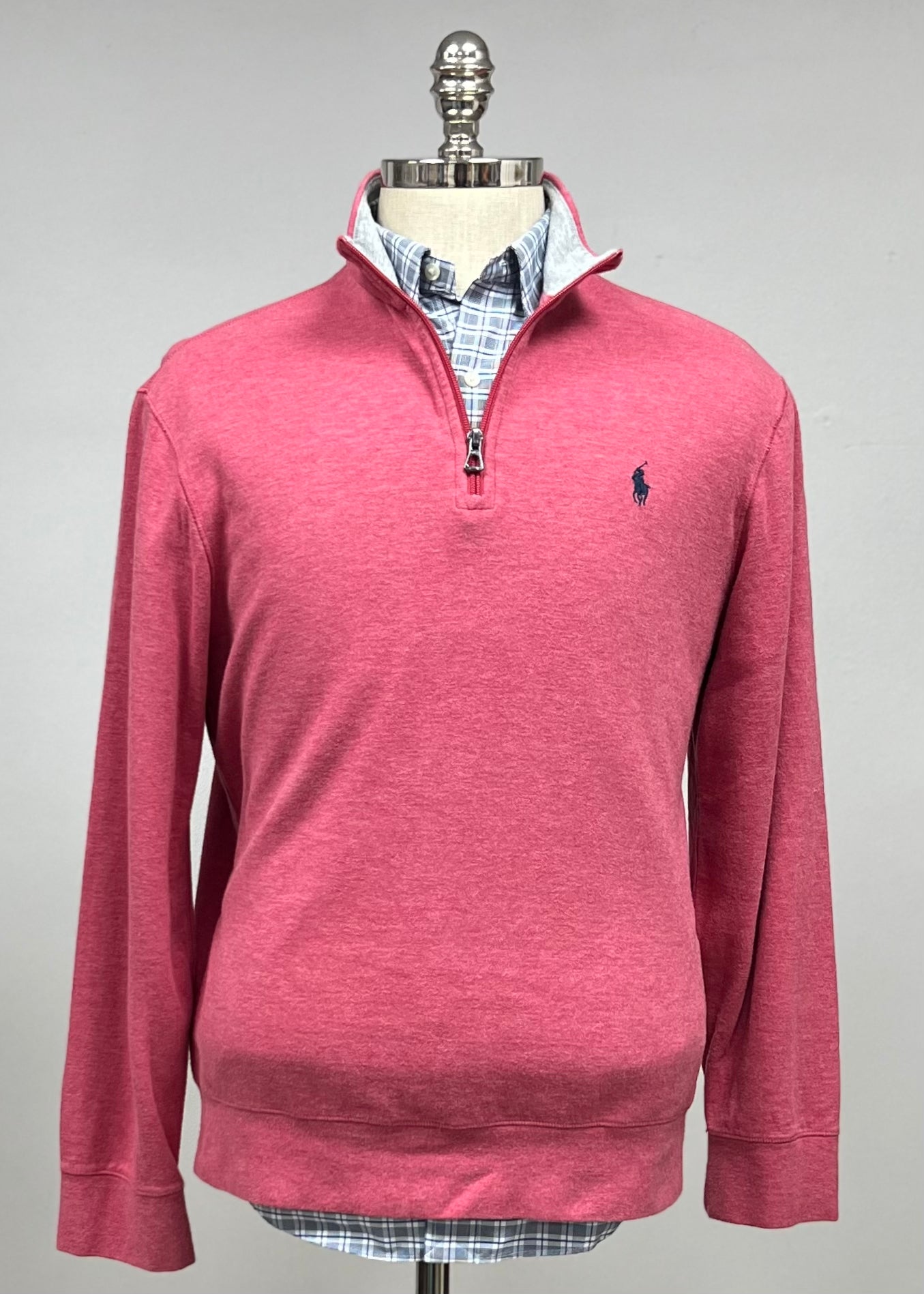 Sueter Jersey Polo Ralph Lauren 🏇🏼 color rosado magenta con logo azul navy Talla M