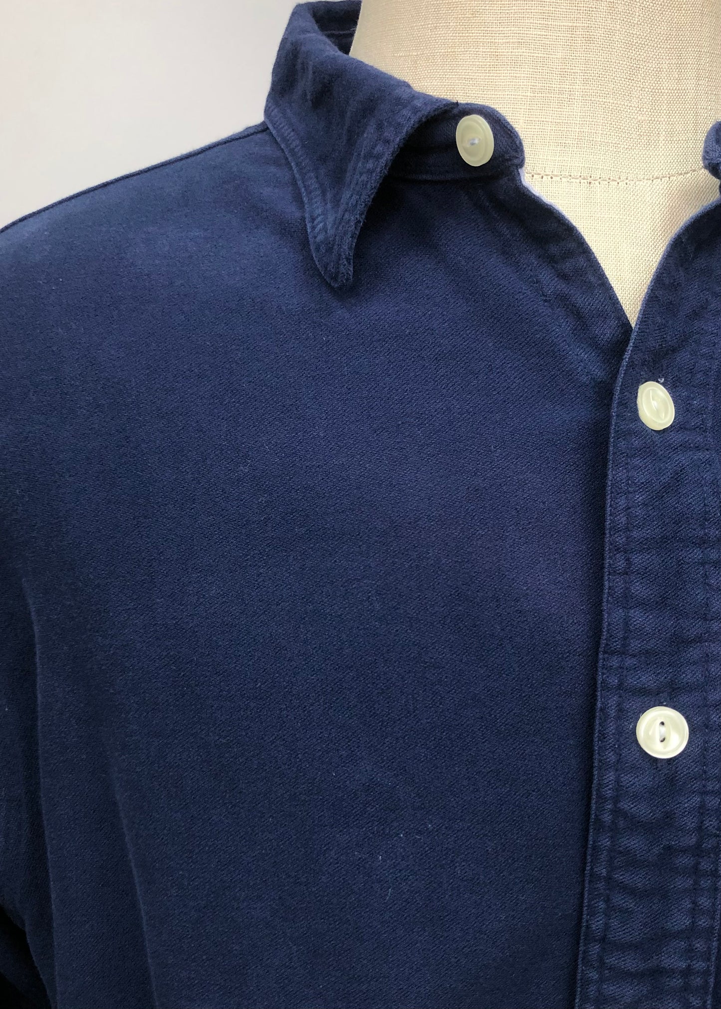 Camisa de botones Polo Ralph Lauren 🏇🏼 Color azul oscuro Diseño Cargo Talla XL Entalle Regular (ver descripción)