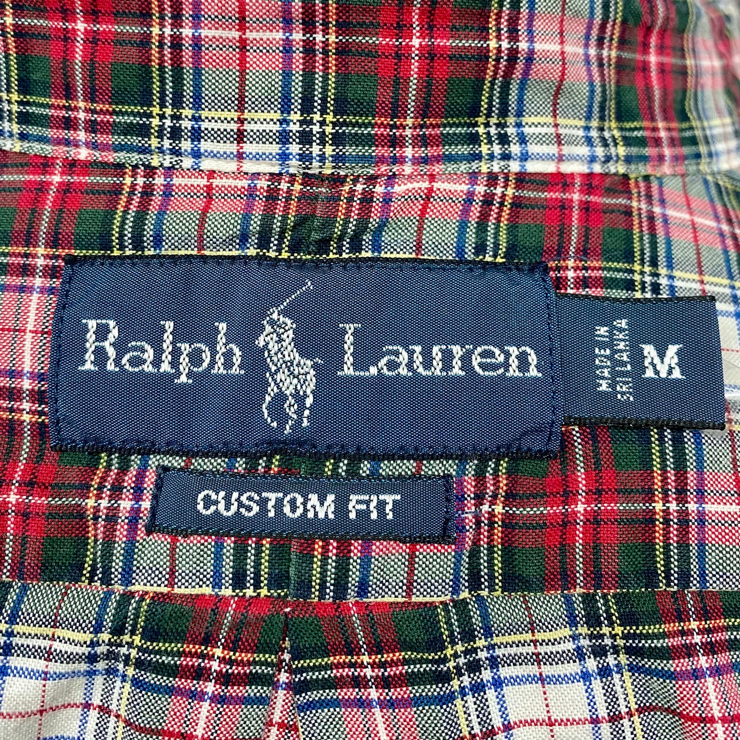 Camisa Polo Ralph Lauren 🏇🏼 con patron de cuadros tartán rojo, verde oscuro y blanco Talla M Entalle Custom Fit