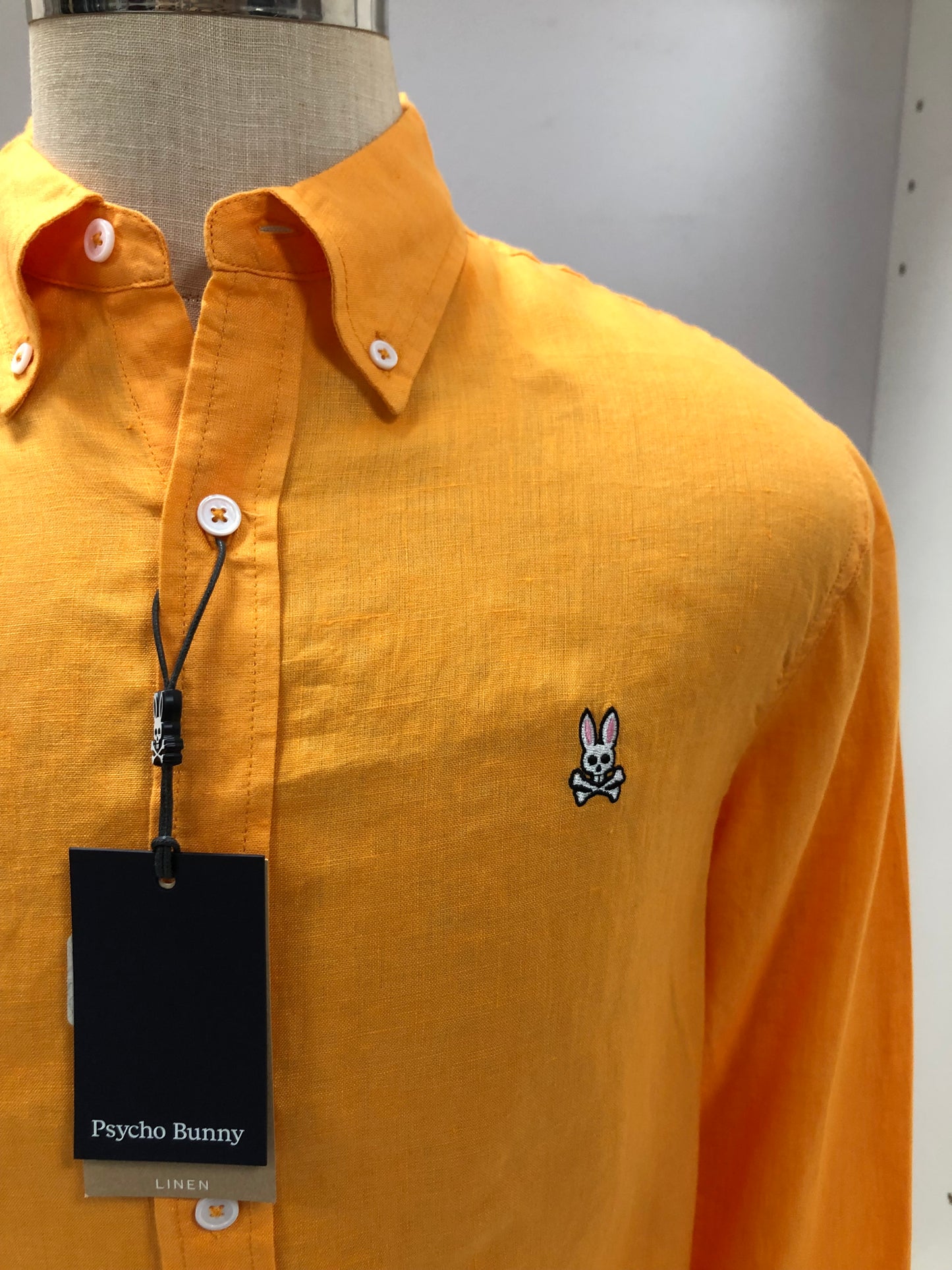 Camisa de botones Psycho Bunny 🐰  Tela de lino color naranja intenso Talla S Entalle Regular
