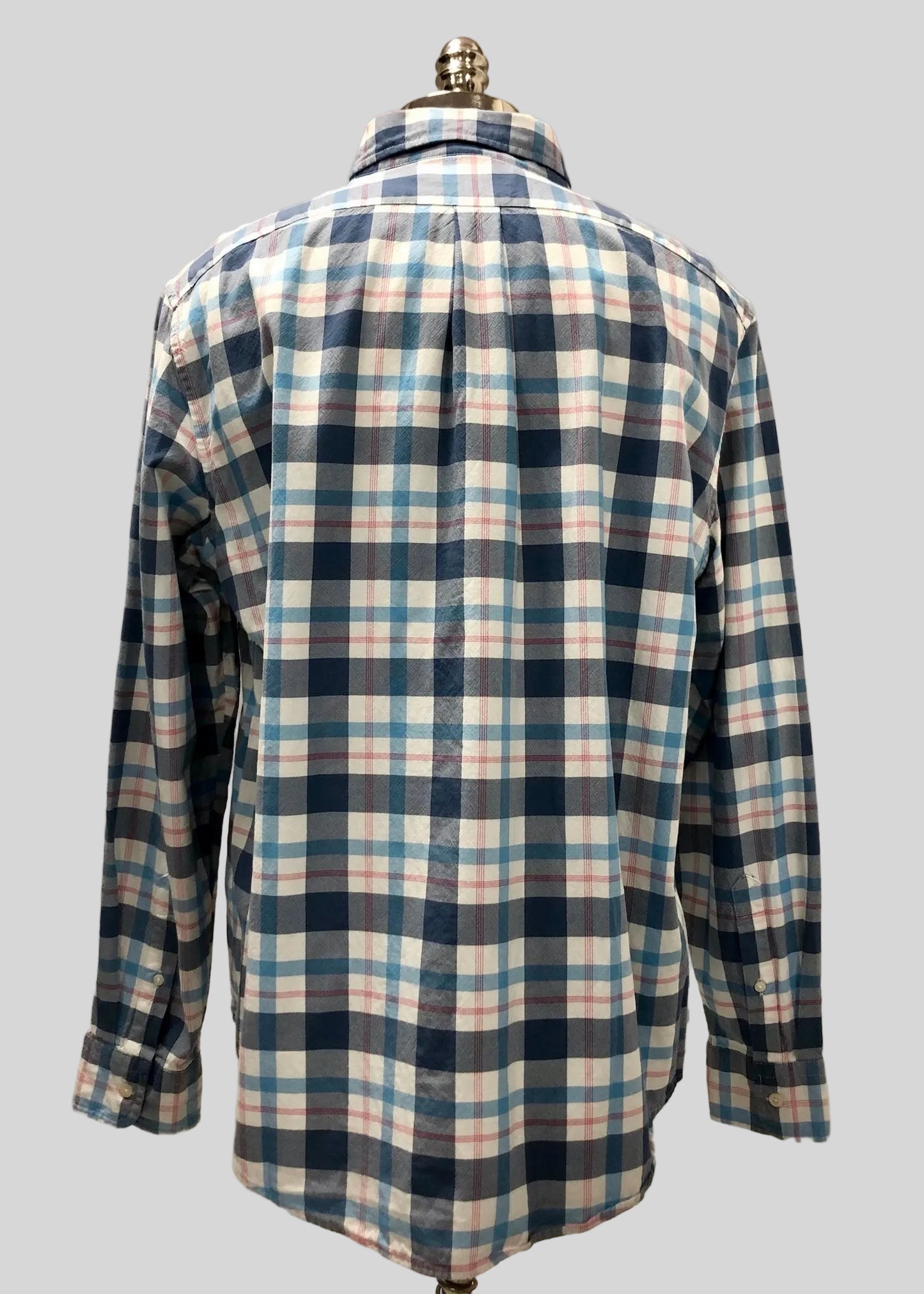 Camisa de botones Vineyard Vines 🐳 de cuadros en color rojo, azul, celeste y blanco Talla XL Entalle Slim Fit