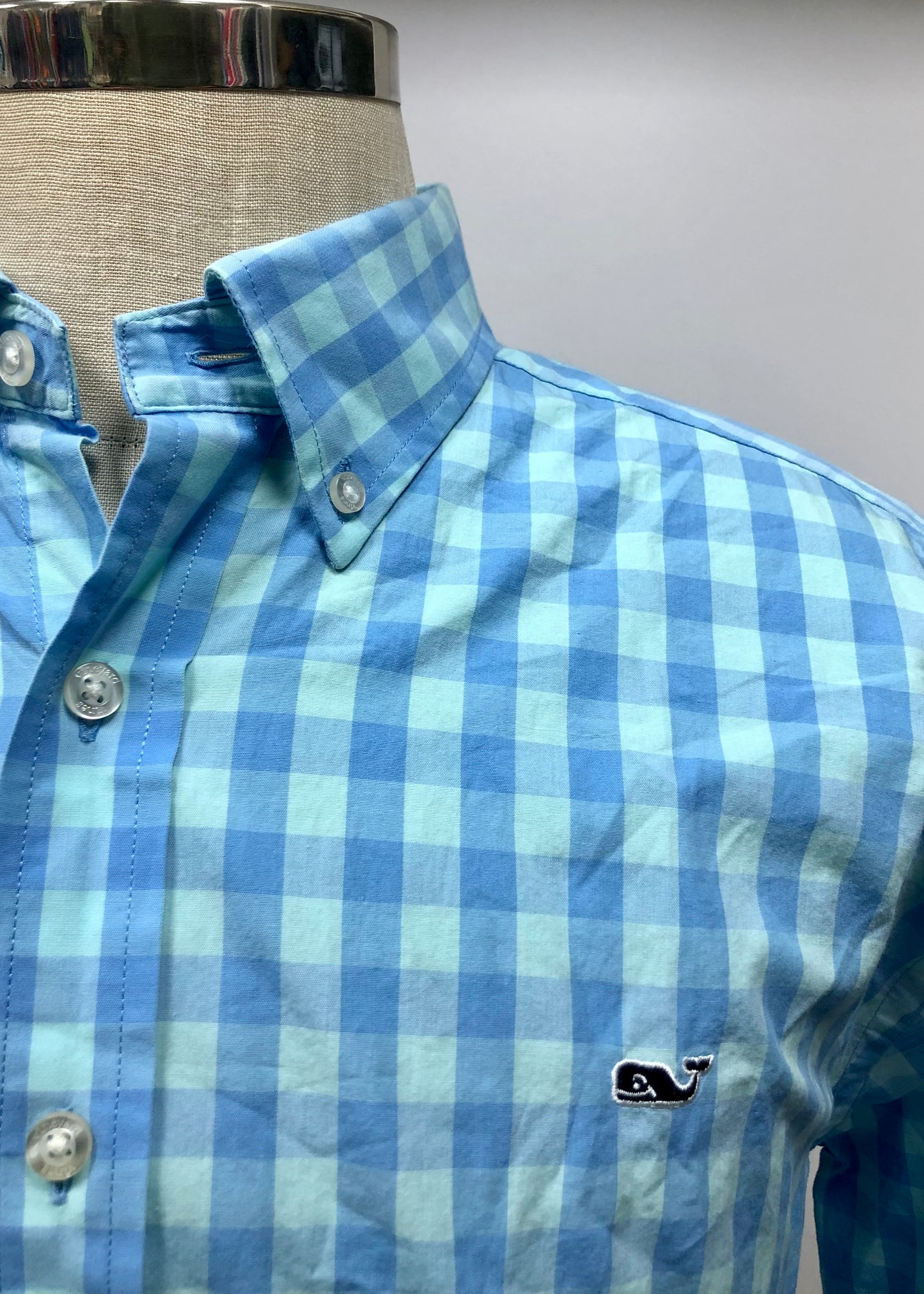 Camisa de botones Vineyard Vines 🐳 de cuadros en color turquesa y celeste Talla XS Entalle Slim Fit