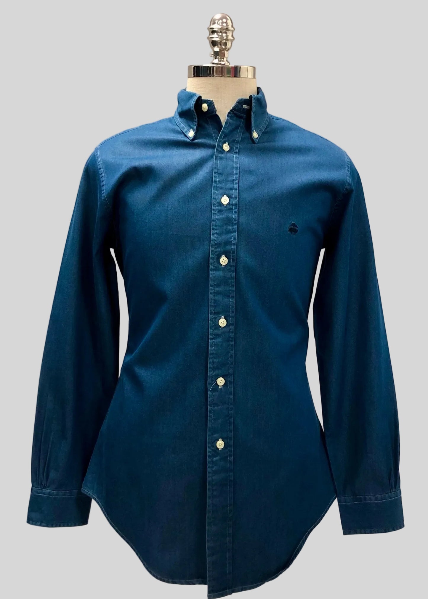 Camisa de botones Brooks Brothers 🐑 de jeans en color azul oscuro Talla S Entalle Regular