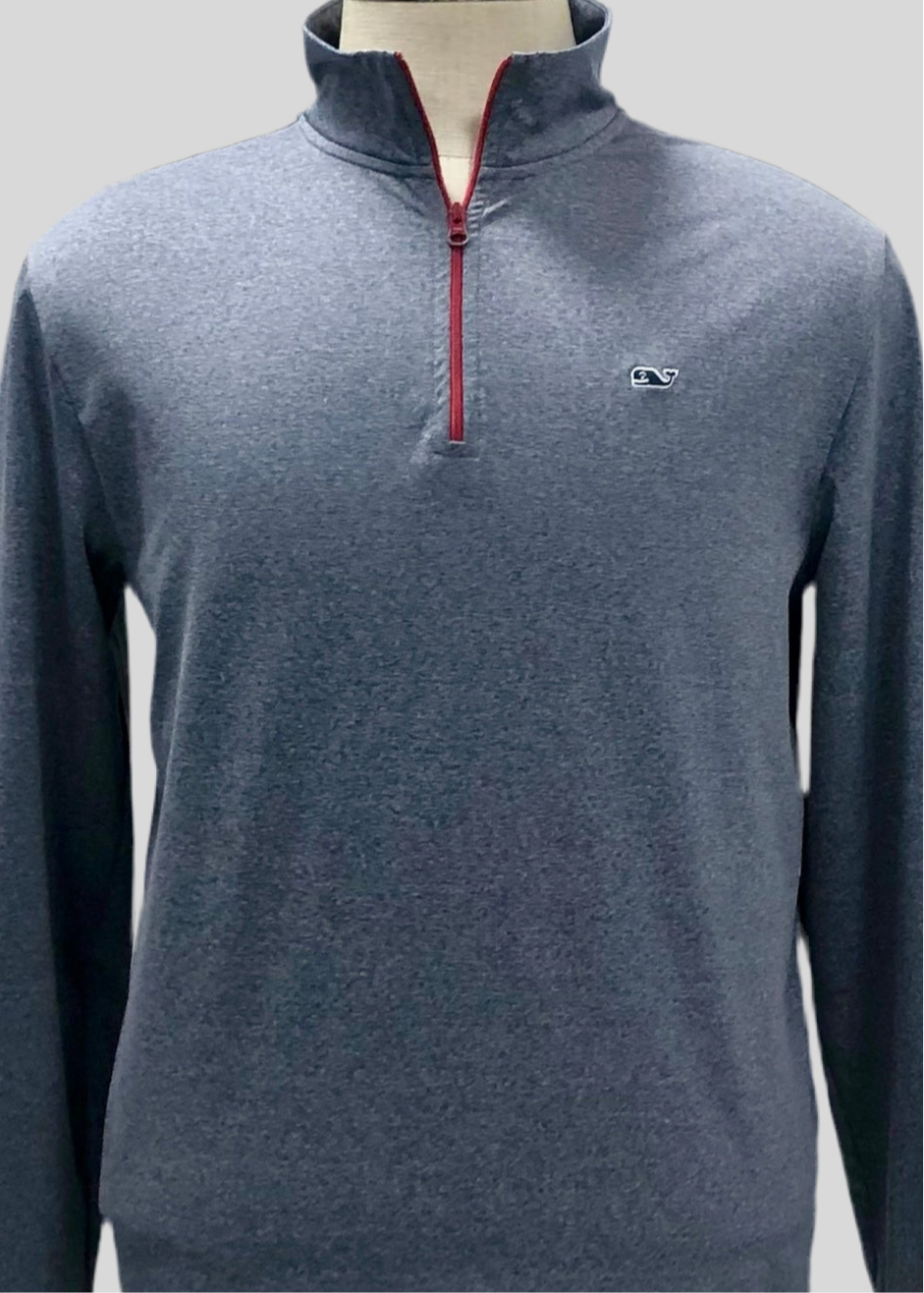 Sueter Jersey Vineyard Vines 🐳 Performance color gris con zipper rojo Talla S