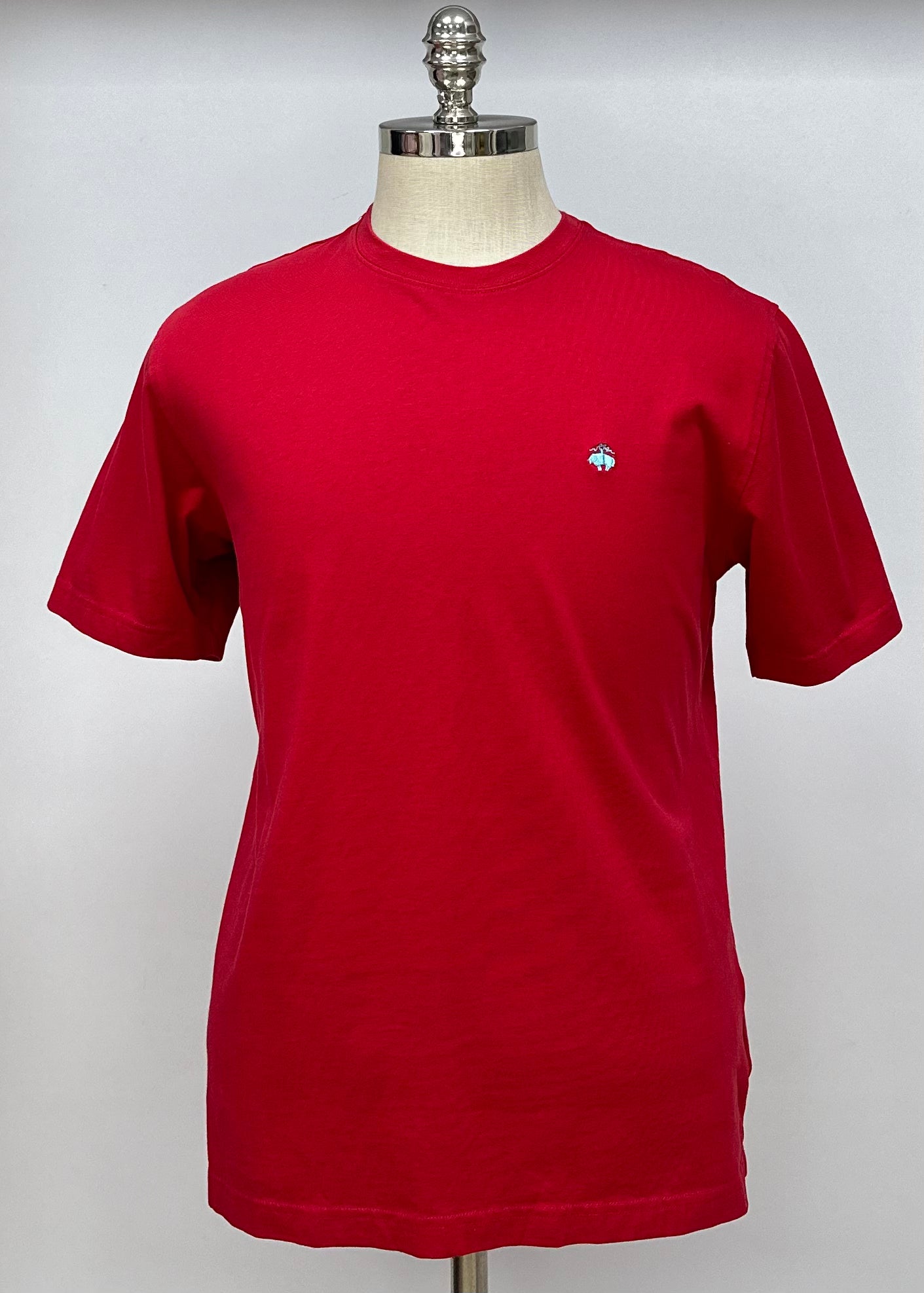 Camiseta cuello redondo Brooks Brothers 🐑 color rojo y logo celeste Talla Large