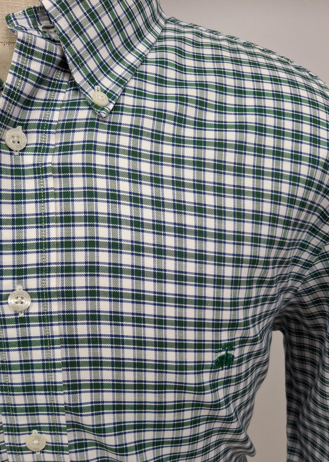 Camisa Brooks Brothers 🐑 con patrón de cuadros en color verde oscuro, azul y blanco Talla L Entalle Regular