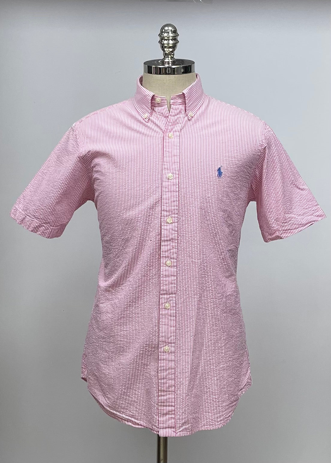 Camisa Polo Ralph Lauren 🏇🏼  Color blanco con patrón de rayas en rosado Seersucker Talla M Entalle Regular