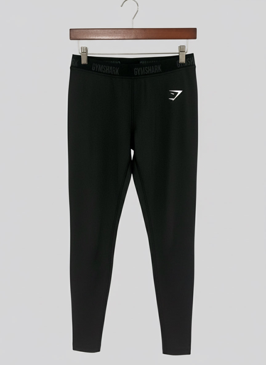 Malla de entrenamiento Gymshark 🏋🏽 para hombre en Color negro y logo en blanco Talla L