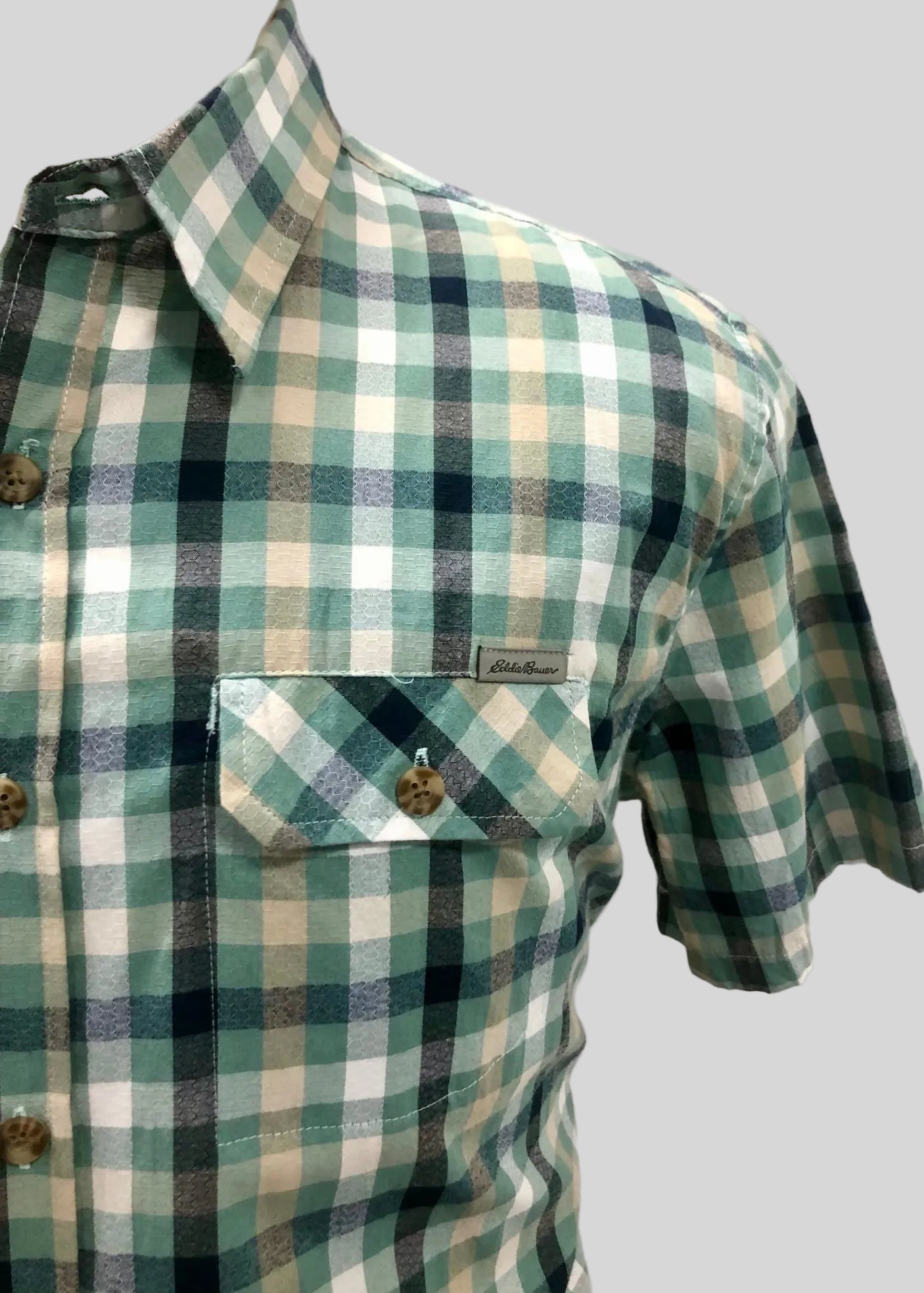 Camisa de botones Eddie Bauer 🏔️ de cuadros en verde, negro, amarillo y blanco Manga corta Talla L