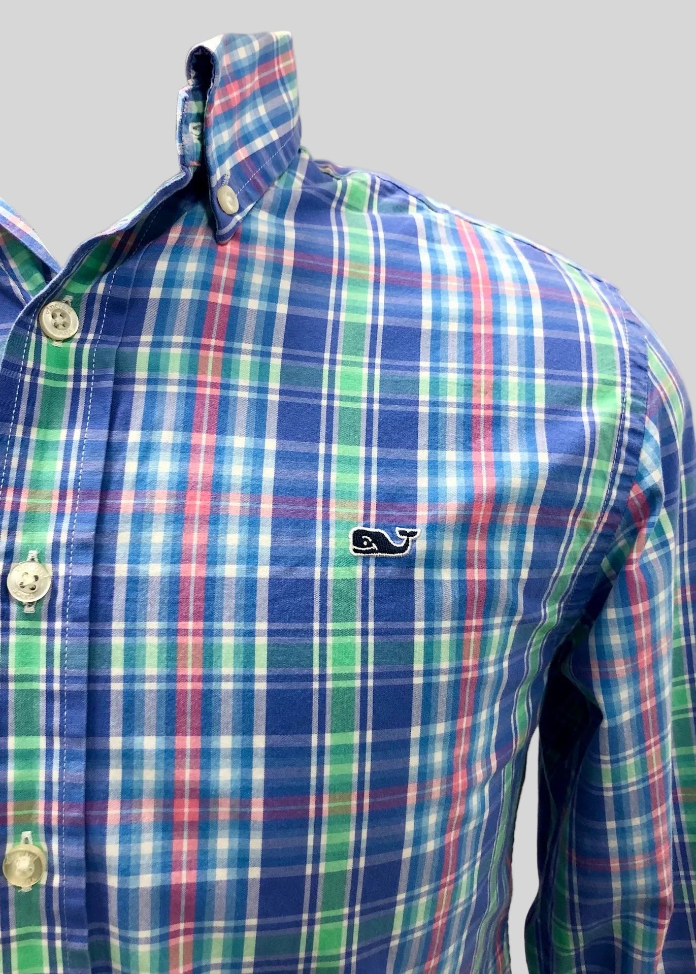 Camisa de botones Vineyard Vines 🐳 de cuadros en color azul, celeste y verde Talla S Entalle Slim Fit