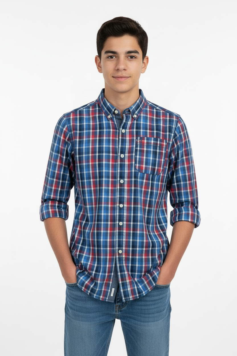 Camisa de niño Tommy Hilfiger 🇺🇸 con patron de cuadros en azul, rojo y blanco Talla L (16-18) Entalle Regular