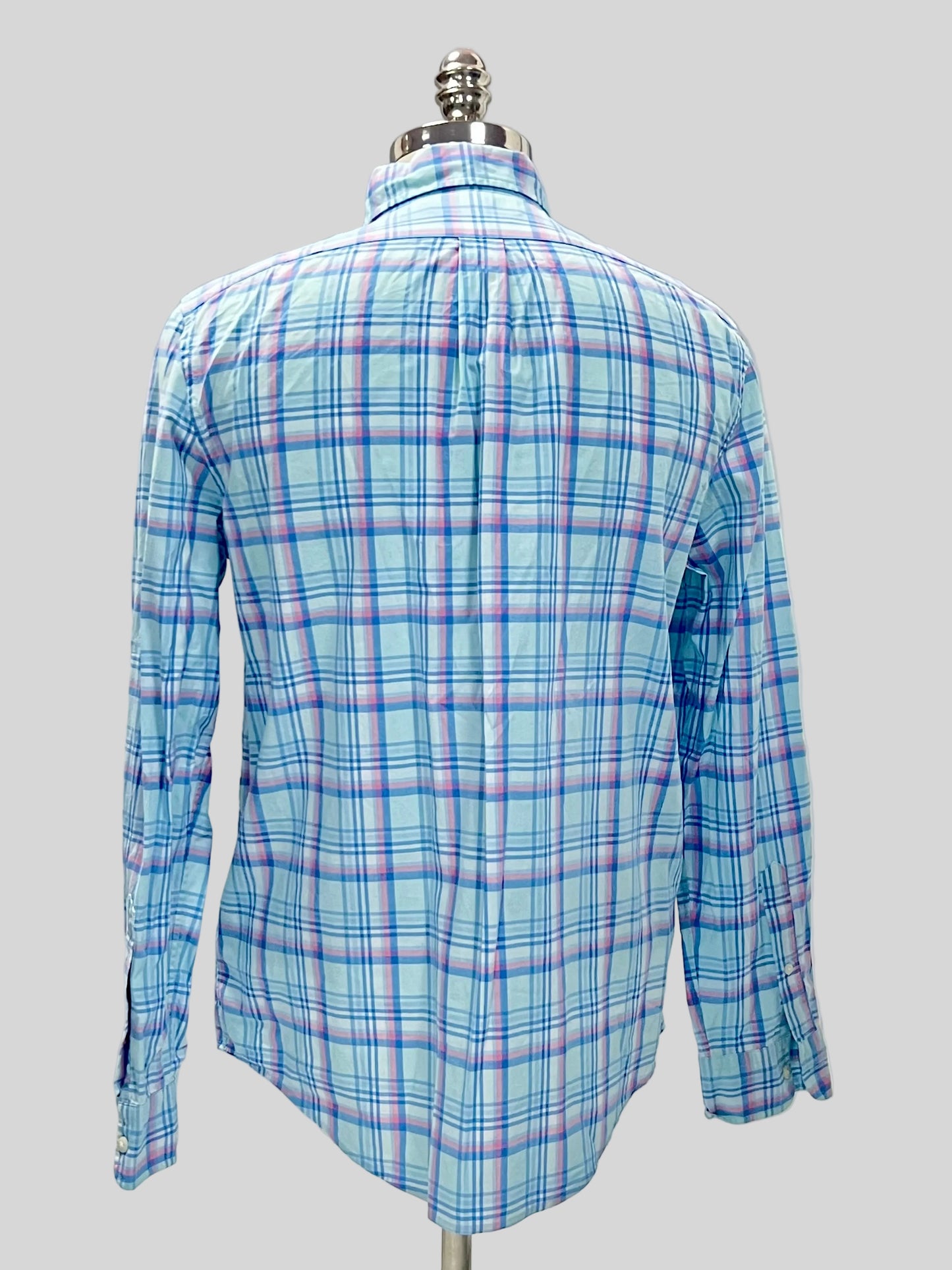 Camisa de botones Vineyard Vines 🐳 de cuadros en color rosado y celeste Talla M Entalle Slim Fit