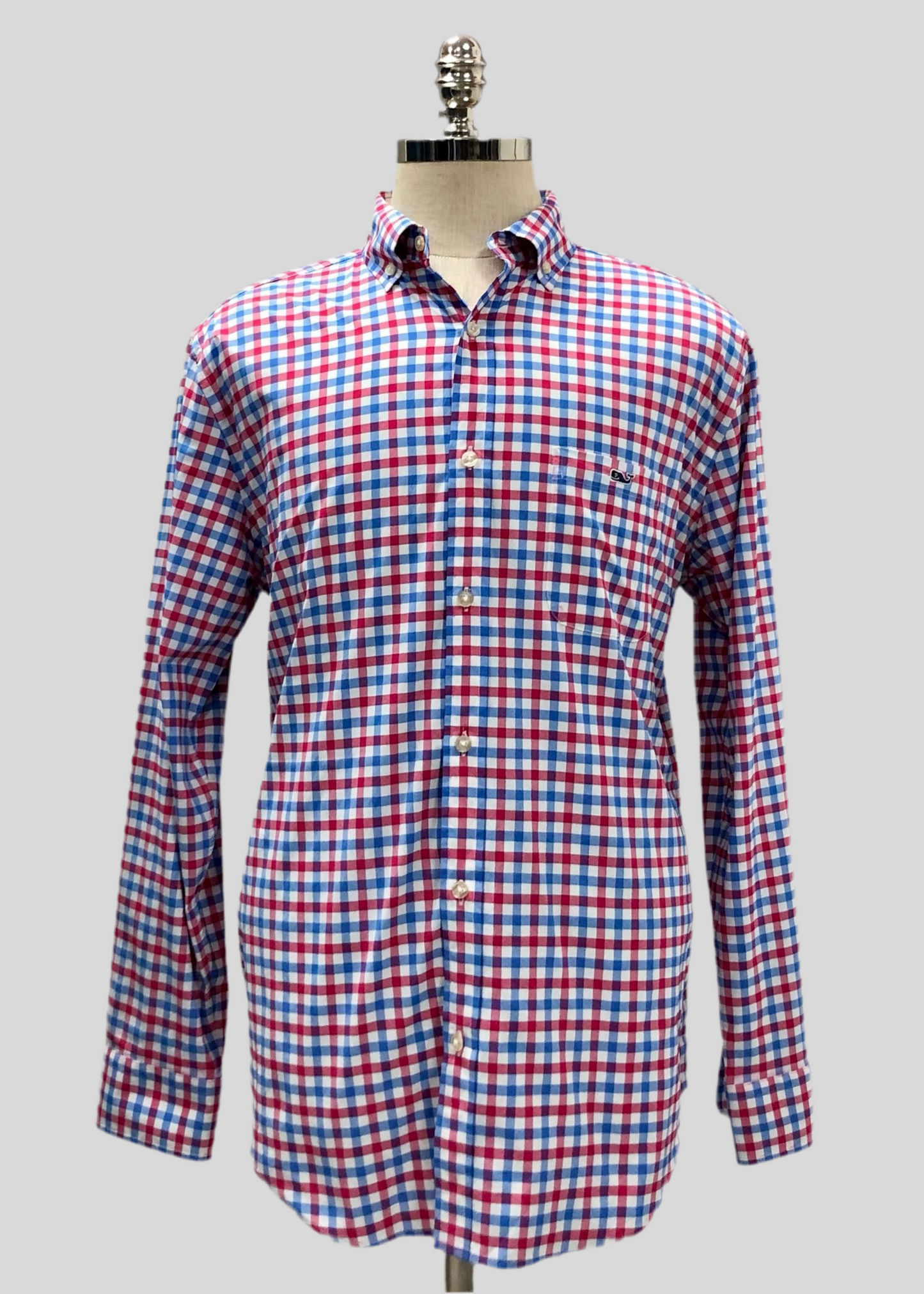 Camisa de botones Vineyard Vines 🐳 Performance de cuadros en color rojo, azul y blanco Talla M Entalle Clásico