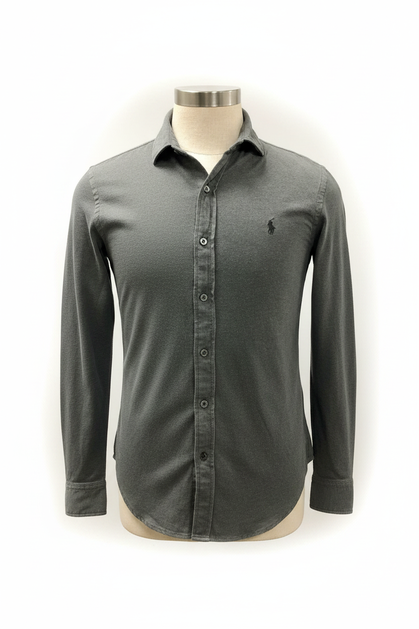 Camisa Polo Ralph Lauren 🏇🏼 Tela camiseta (Knit Oxford) en color gris oscuro Talla S Entalle Regular