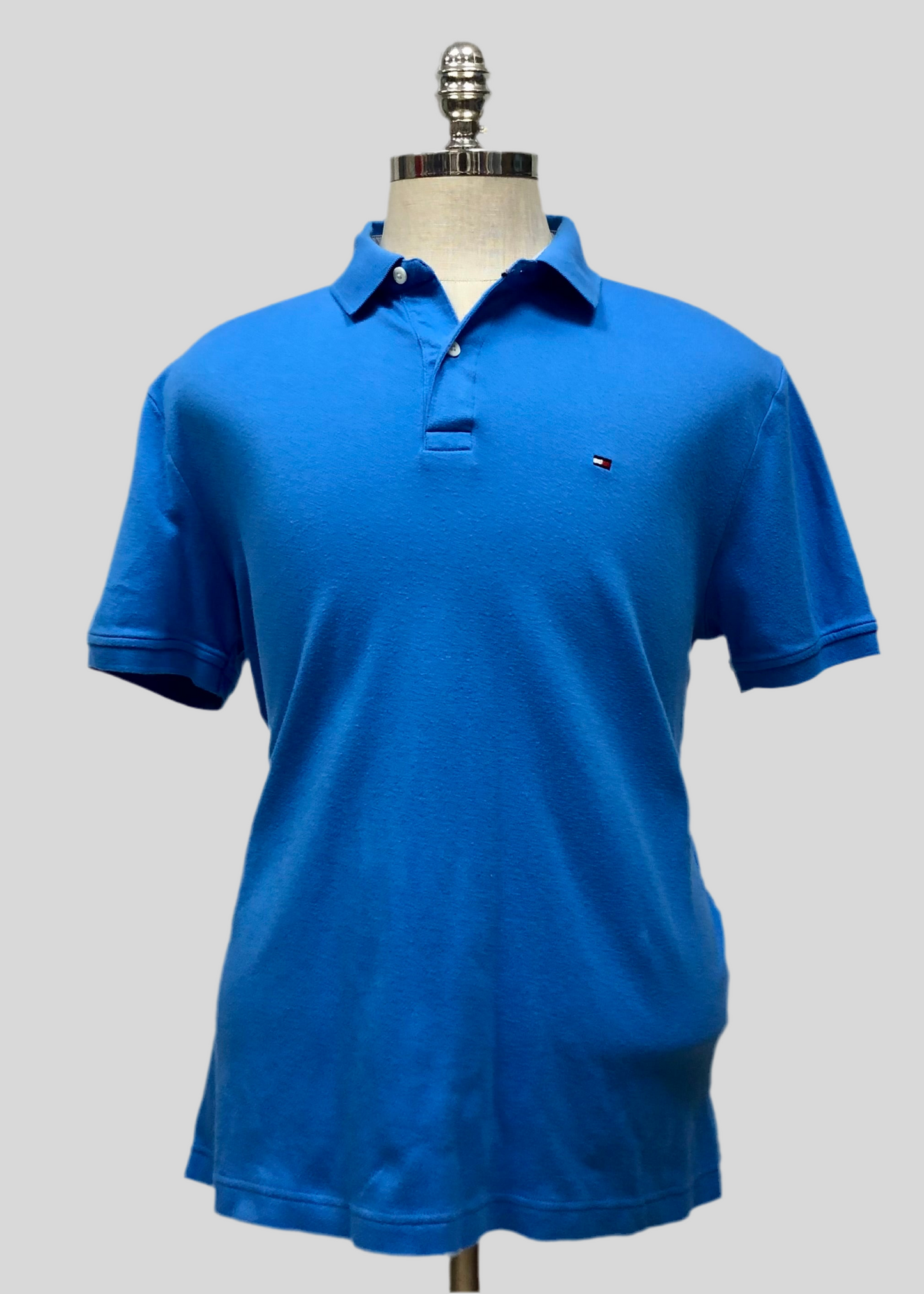 Camiseta Polo Tommy Hilfiger 🇺🇸 color azul Talla L Entalle Custom Fit (ver descripción)