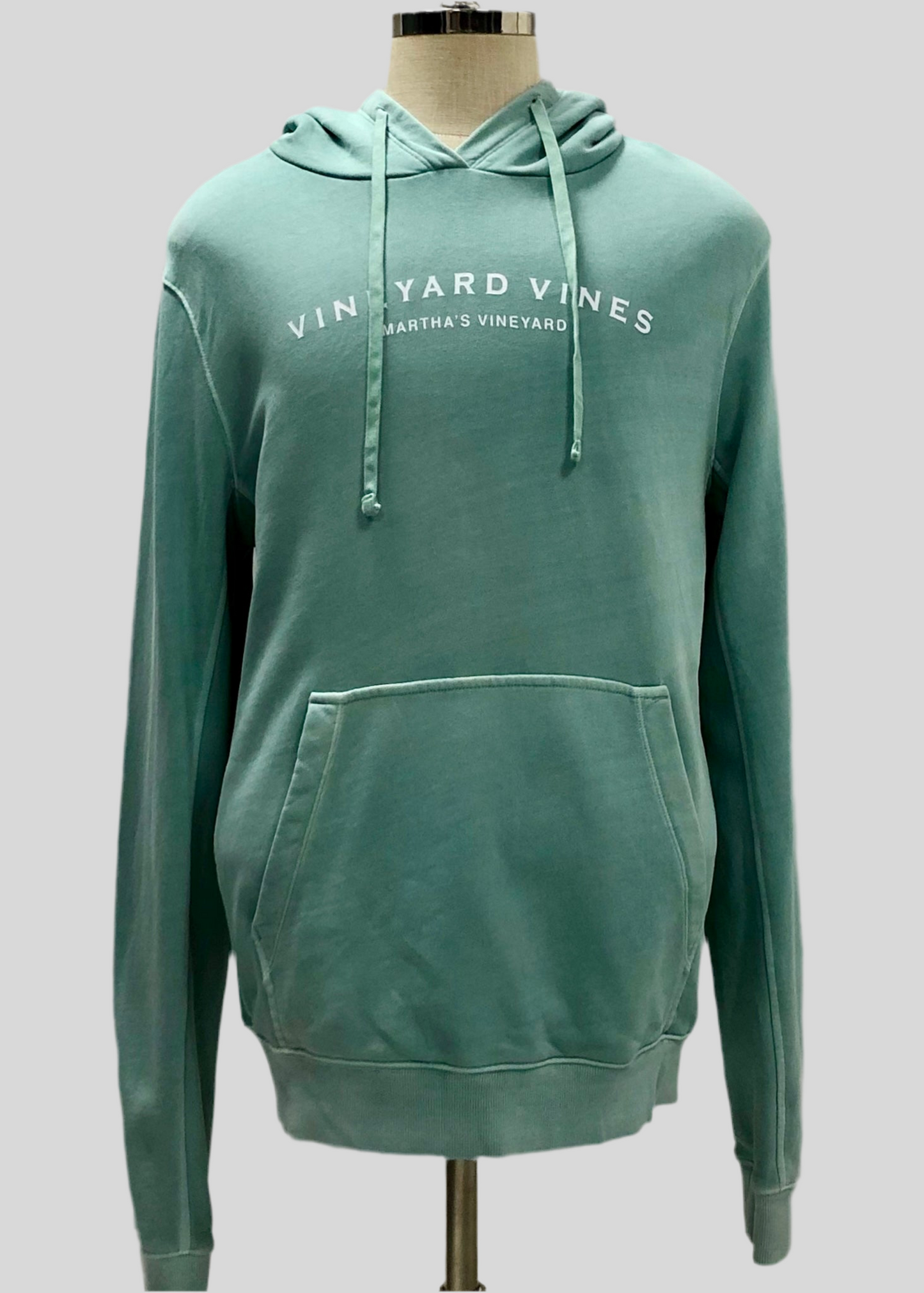 Sudadera Hoodie con capucha Vineyard Vines 🐳 color verde claro con logo en blanco Talla L