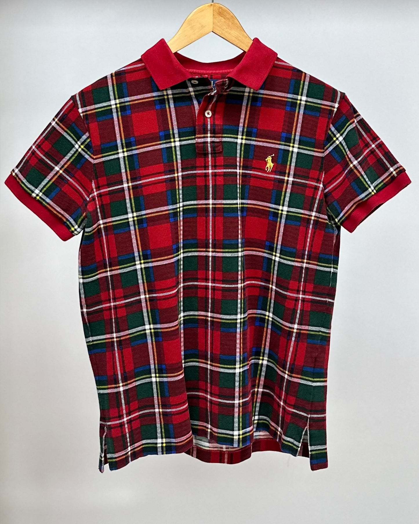 Camiseta Polo Ralph Lauren 🏇🏼 de niño con cuadros tartan en color rojo, verde oscuro y blanco Talla M (10-12) Entalle Custom Slim Fit