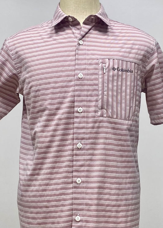 Camisa Columbia 🔹de rayas en color rosado y blanco con Omni Shade Manga corta Talla S