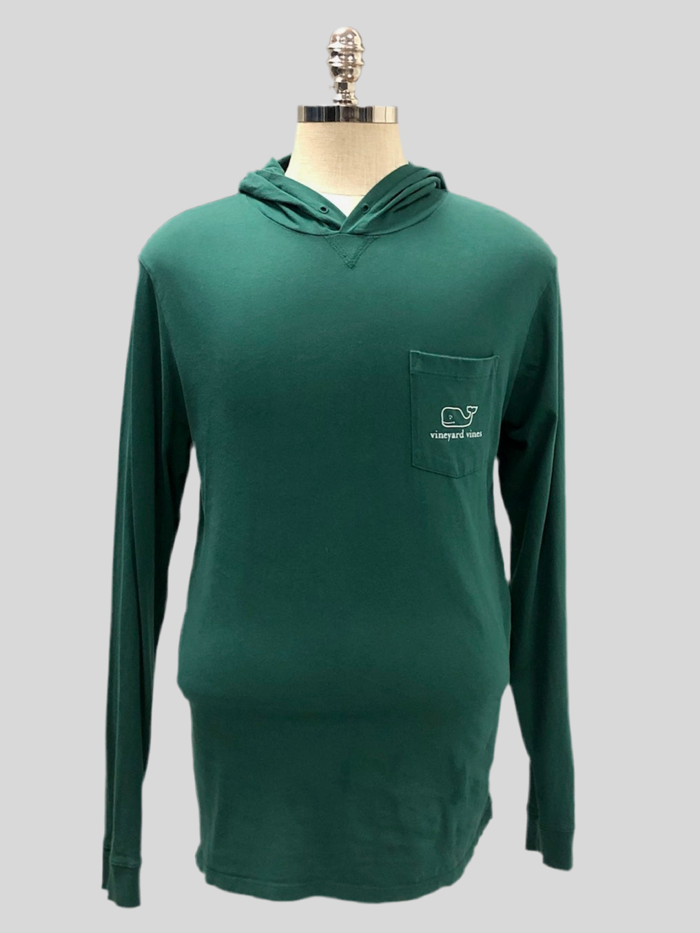 Camiseta con capucha Vineyard Vines 🐳 color verde oscuro con Diseño de Ballena Talla M (ver descripción)